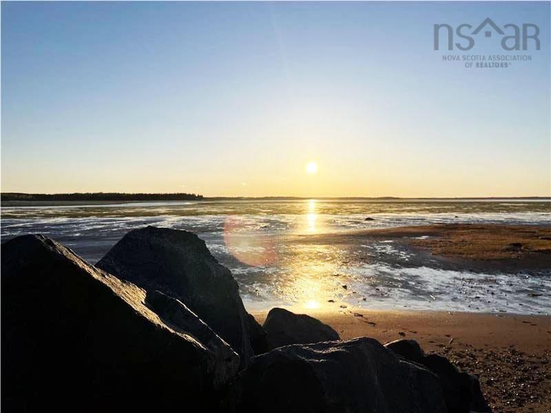 $225,000.00: 40 Jacksons Point Road, Tidnish Bridge