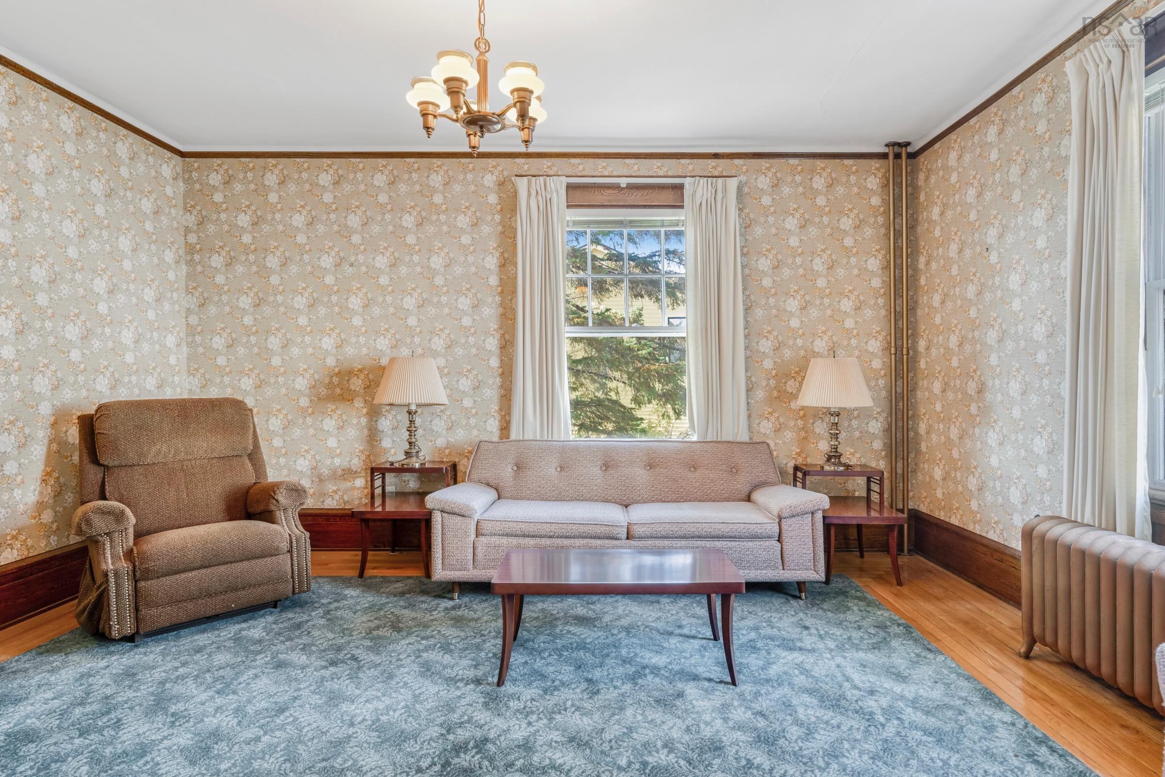 $875,000.00: 162 Pelham Street, Lunenburg
