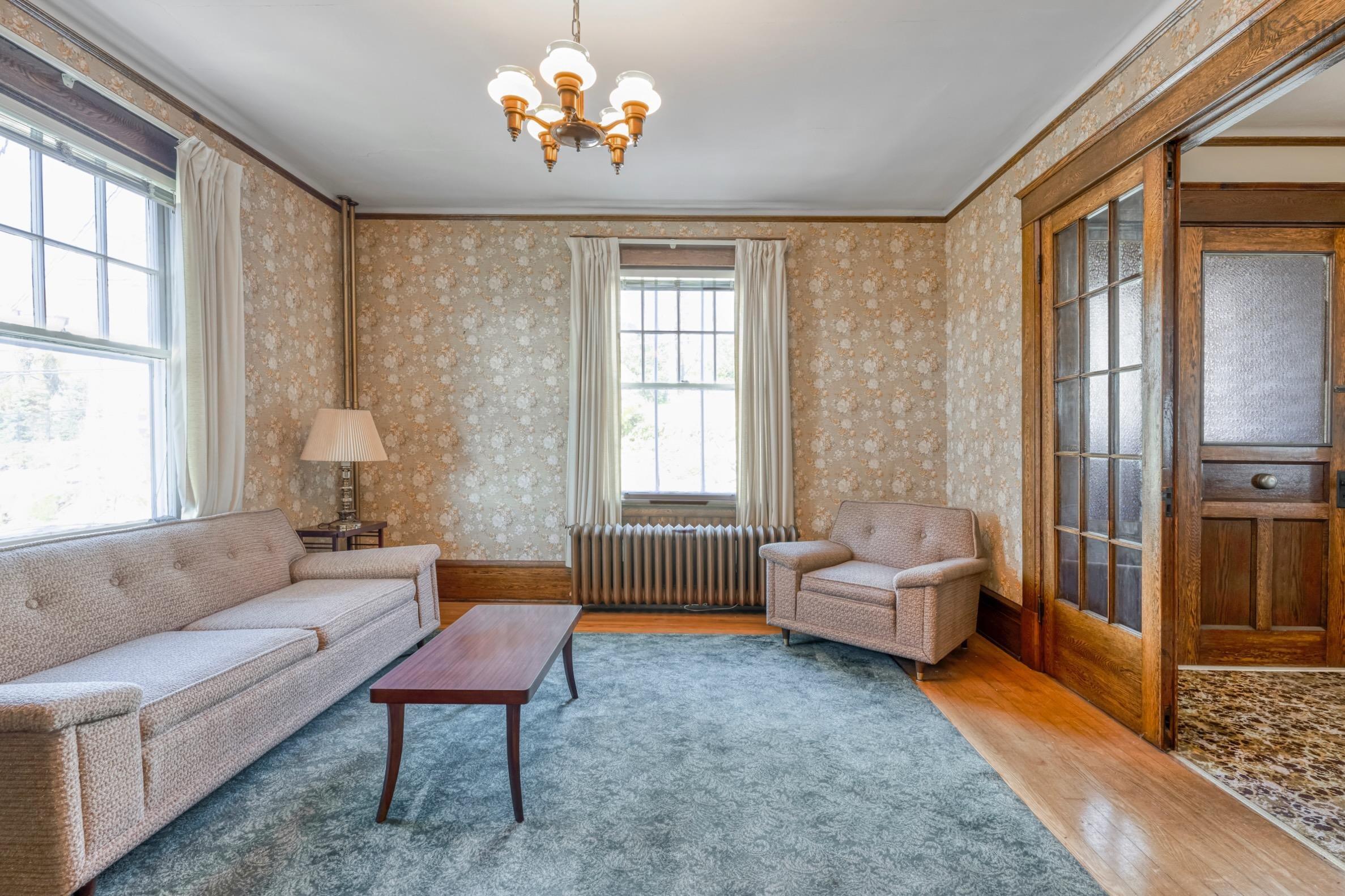 $875,000.00: 162 Pelham Street, Lunenburg