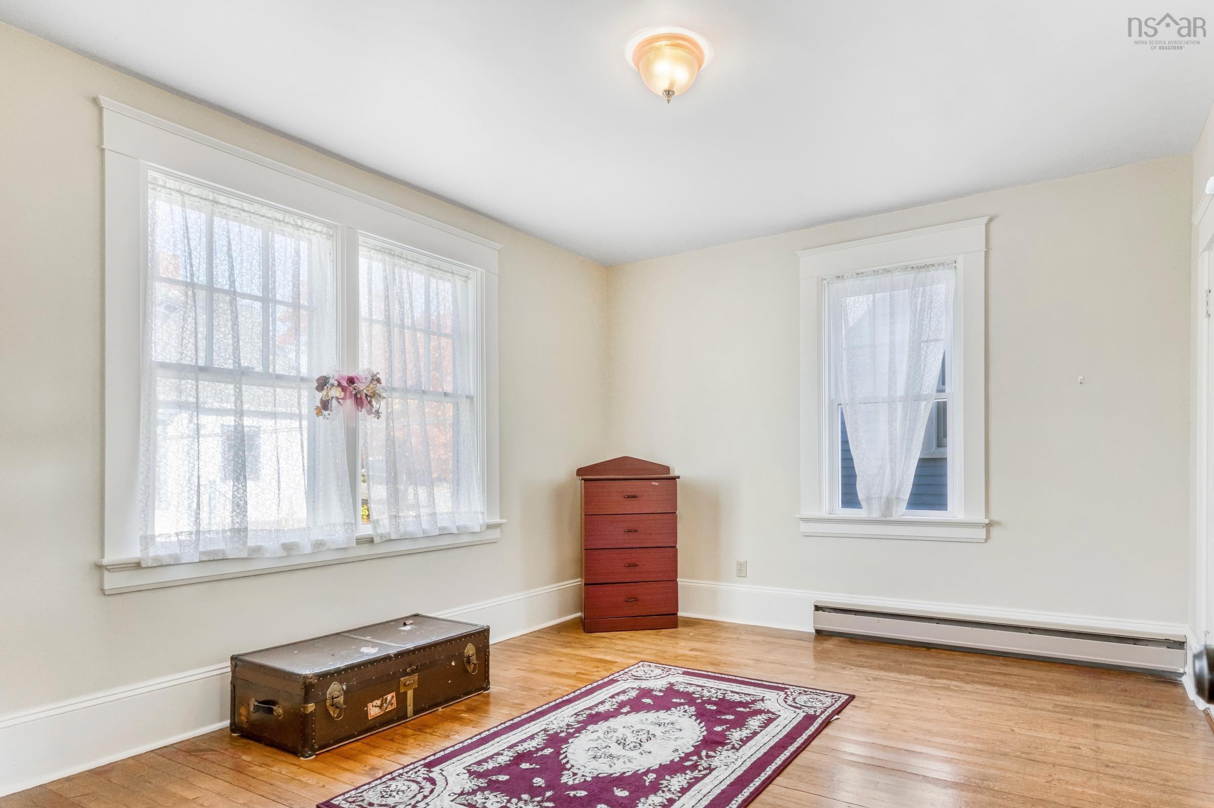 $875,000.00: 162 Pelham Street, Lunenburg