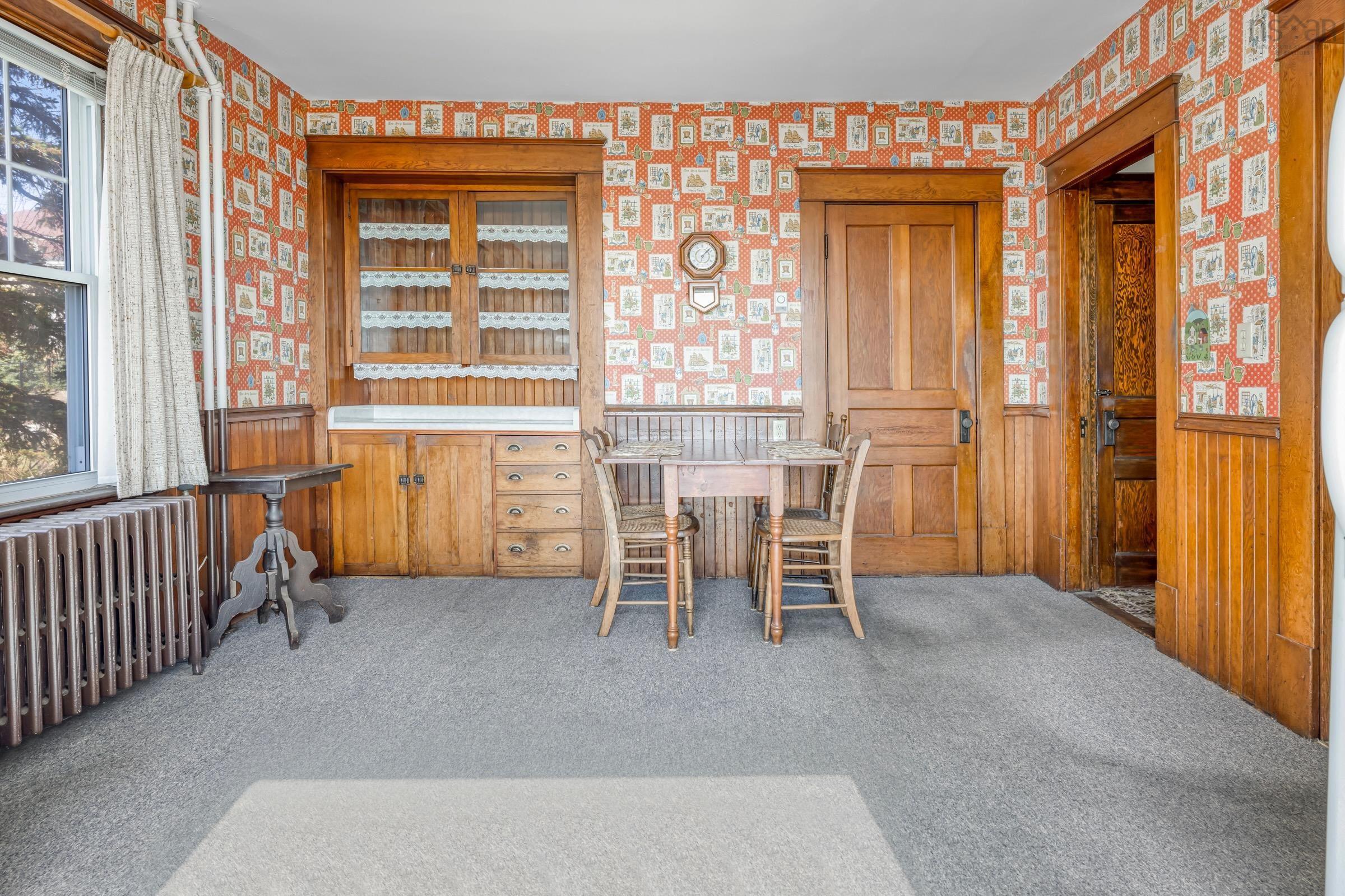 $875,000.00: 162 Pelham Street, Lunenburg