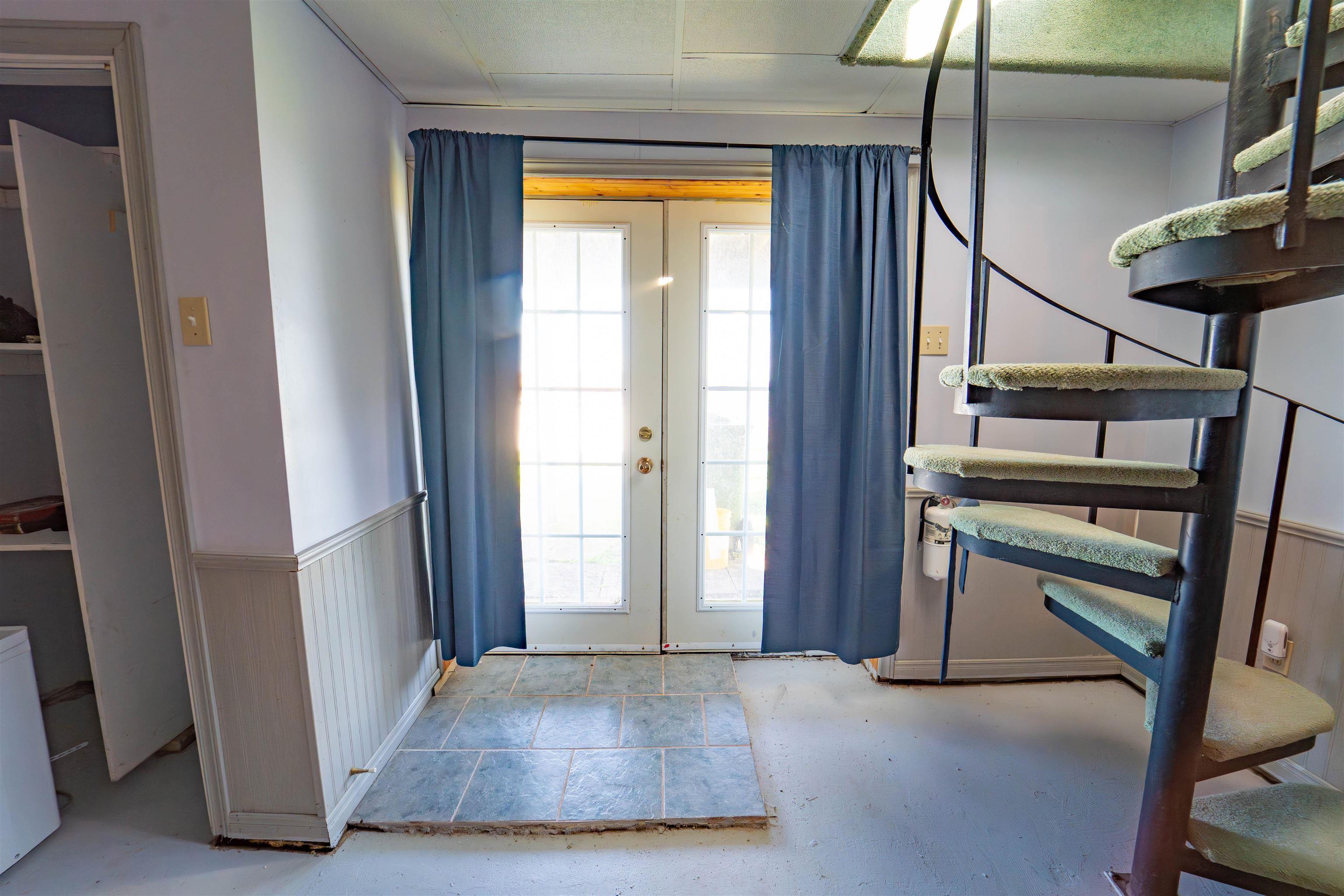 $349,900.00: 62 Seacrest Lane, Linden