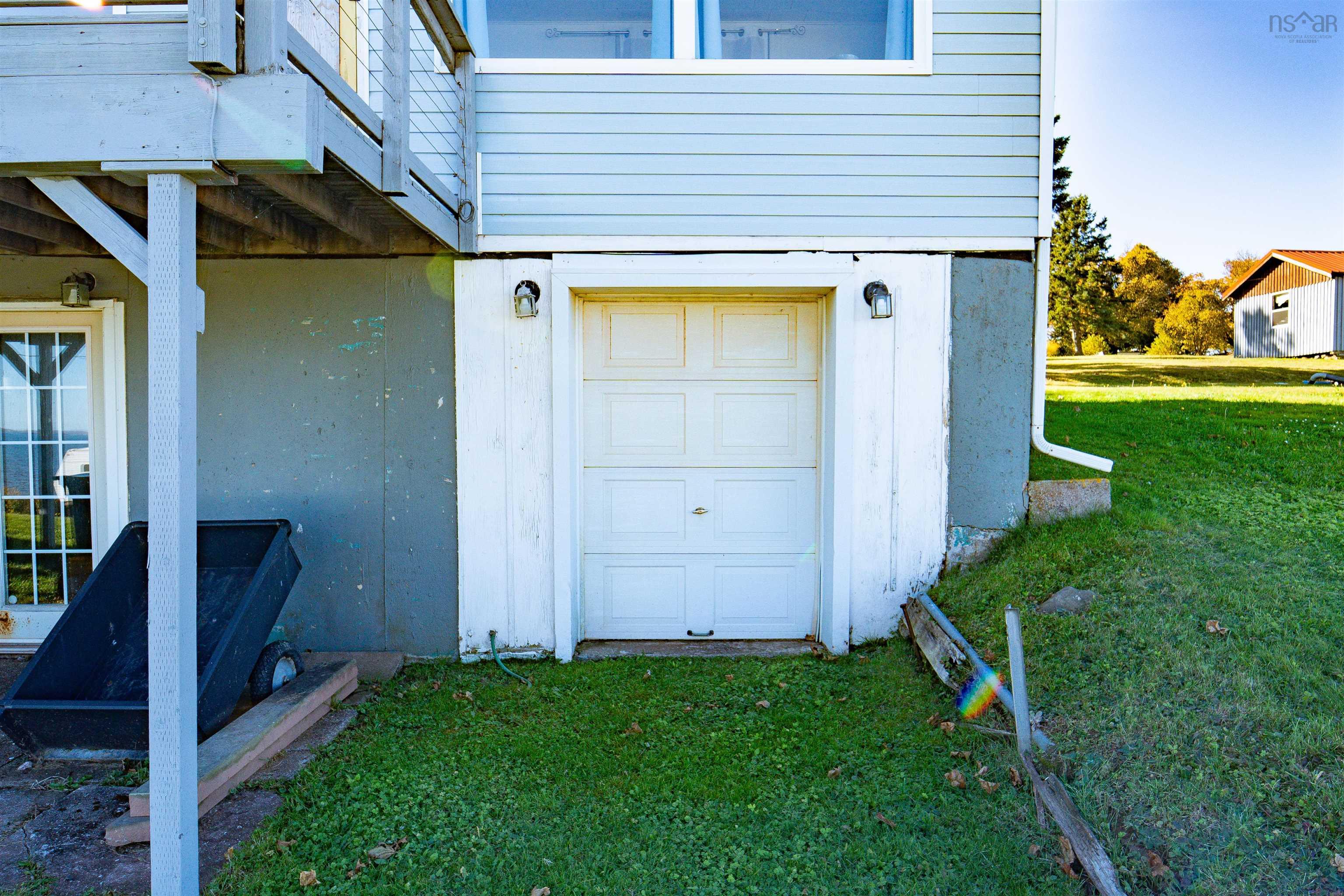 $349,900.00: 62 Seacrest Lane, Linden