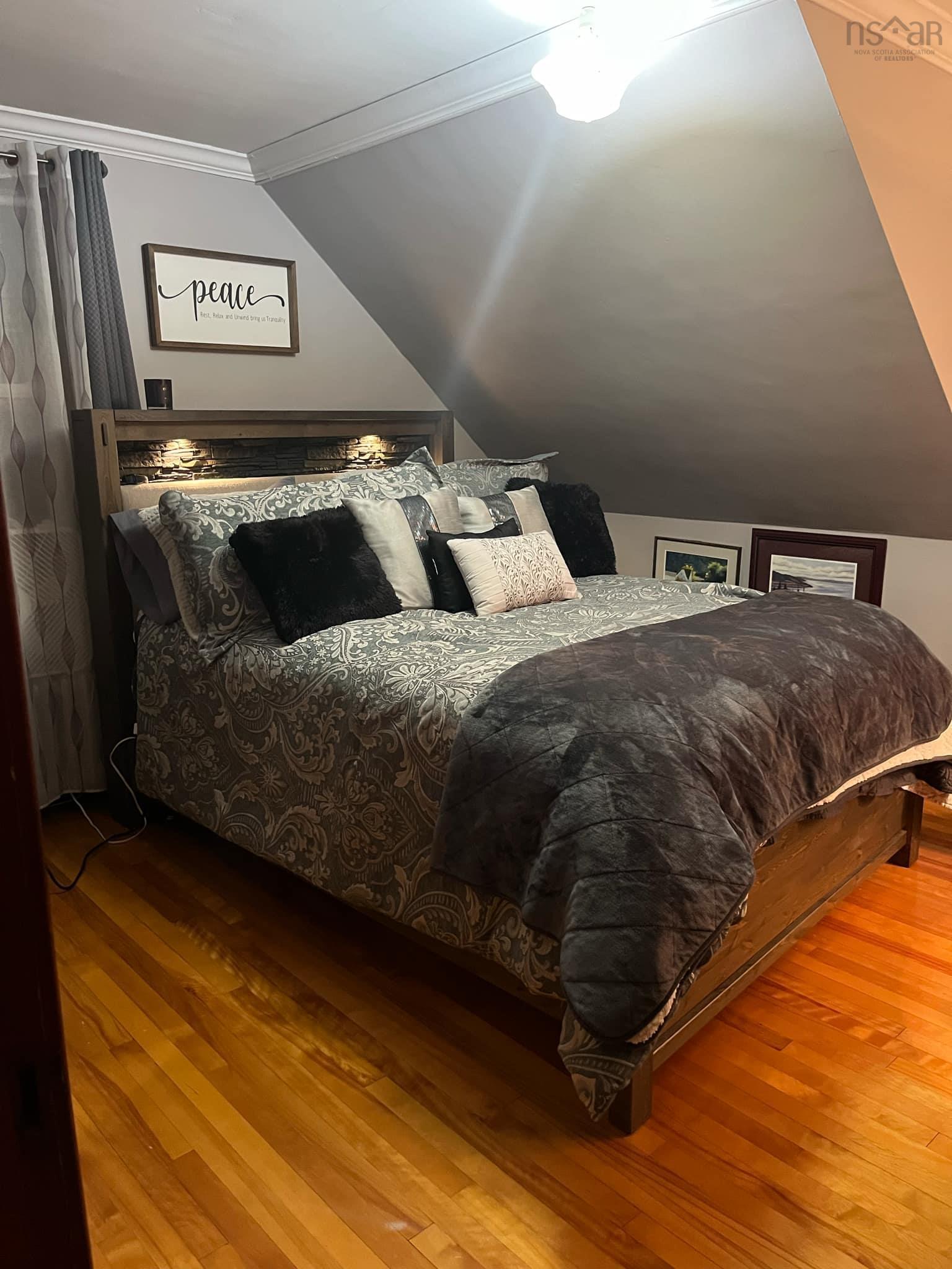 $389,900.00: 31 Royal Avenue, Sydney