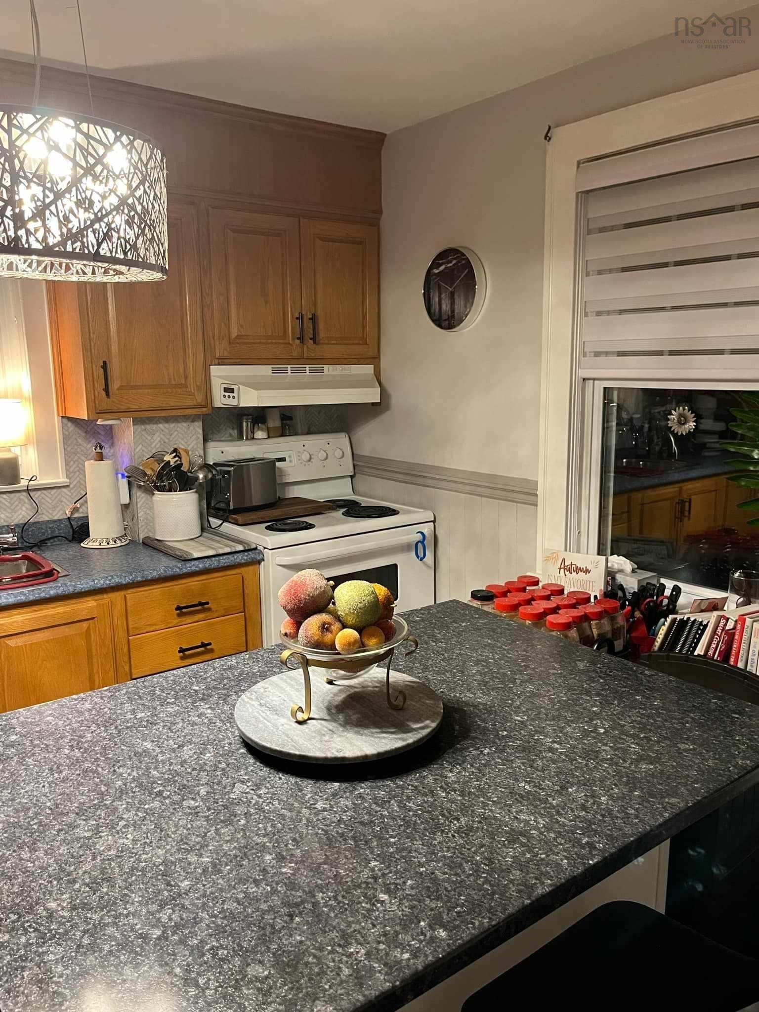 $389,900.00: 31 Royal Avenue, Sydney