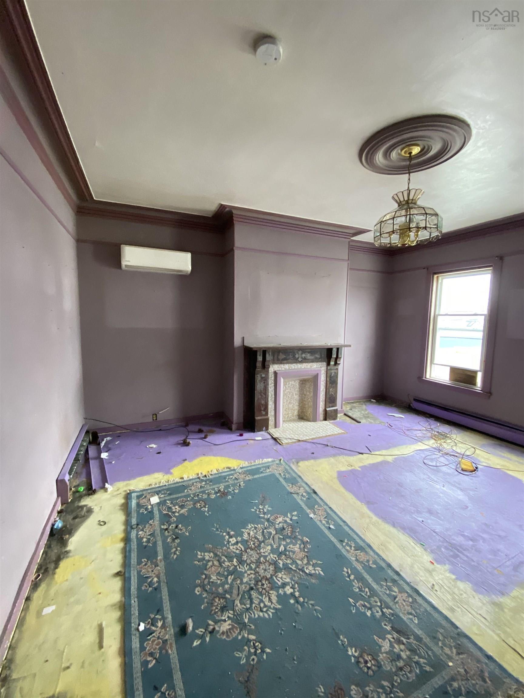 $130,000.00: 2762/2764 Gottingen Street, Halifax