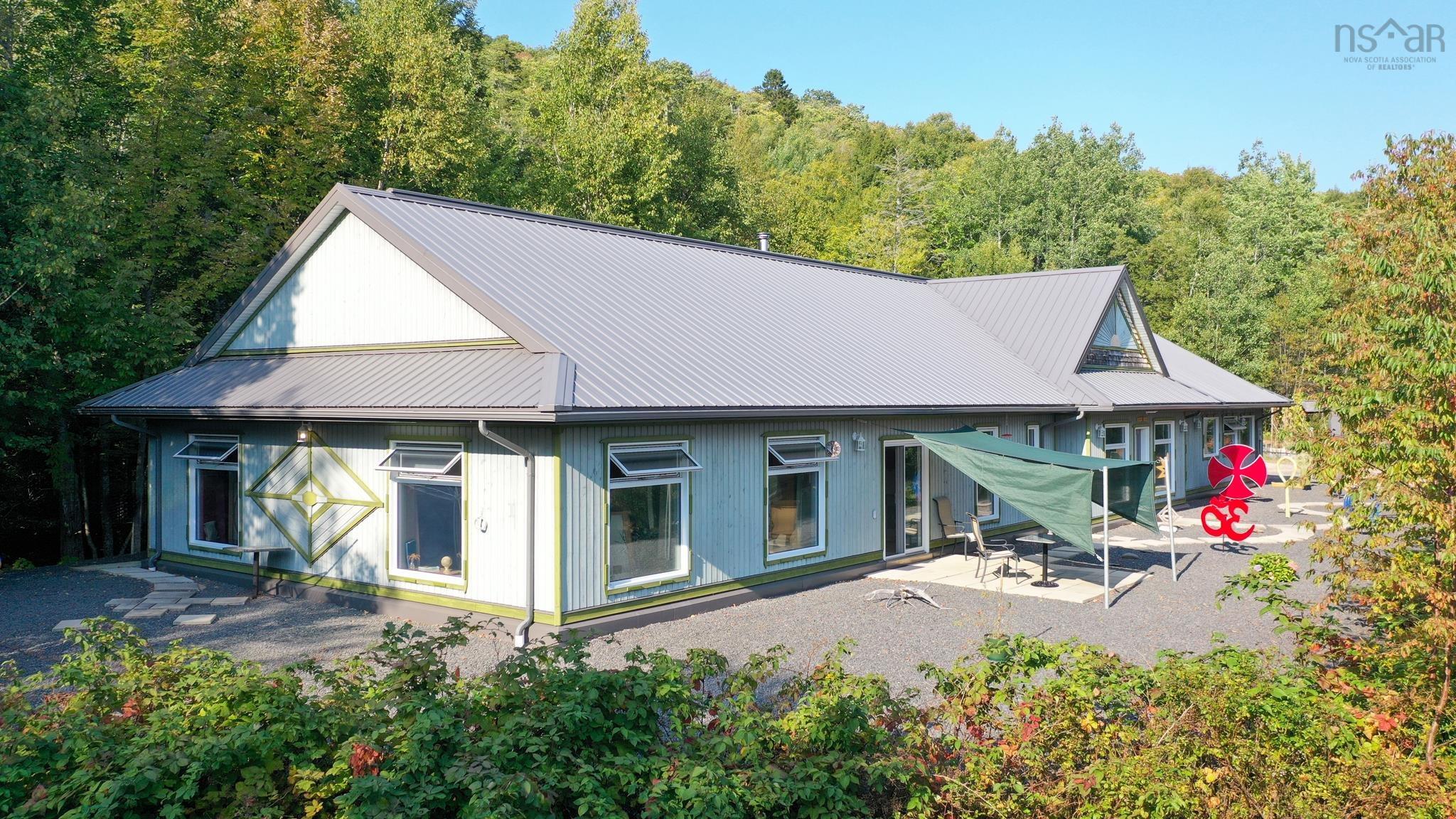 $845,000.00: 516 Burgess Mountain Road, Woodville