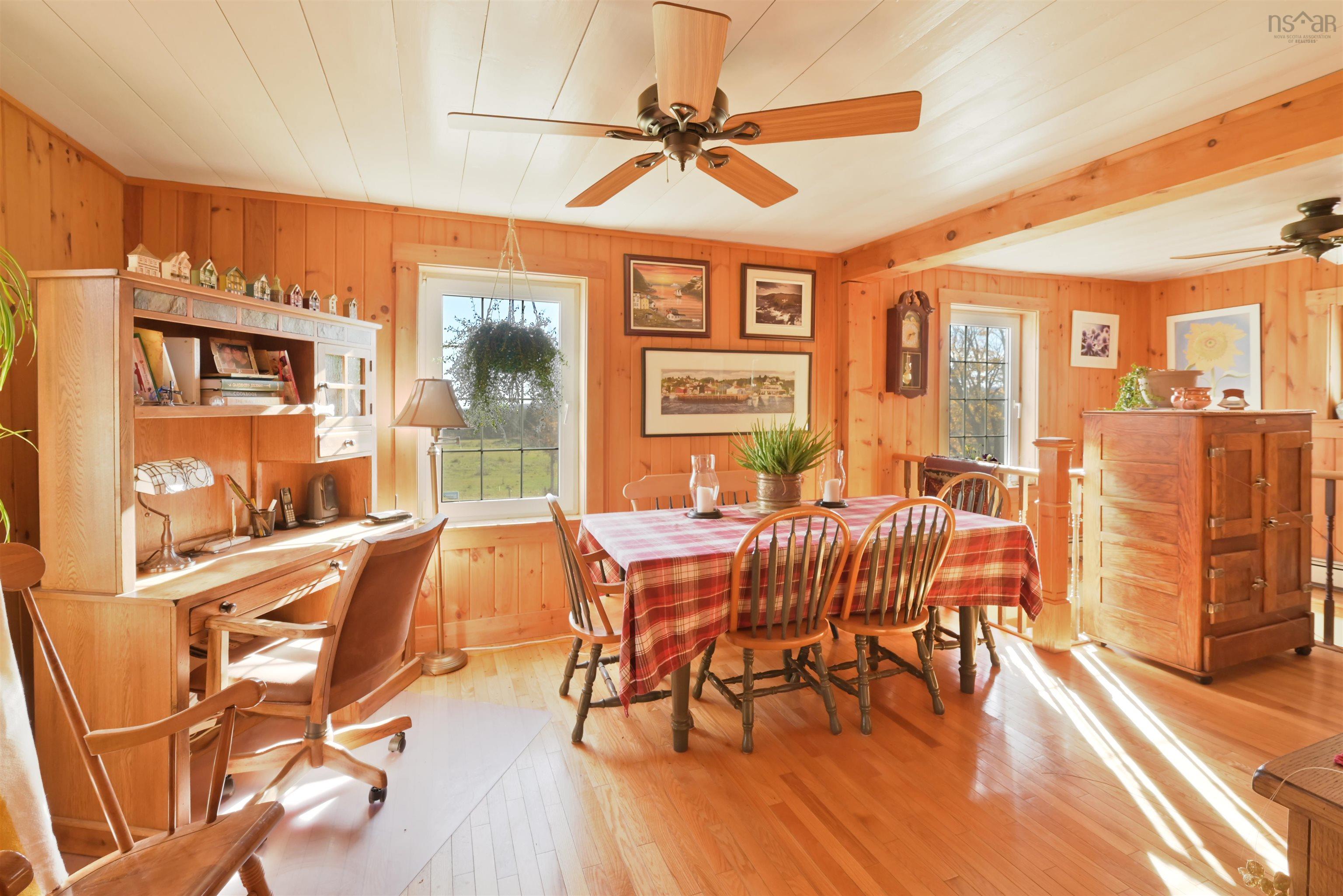 $999,900.00: 2639 Cabot Trail, Middle River