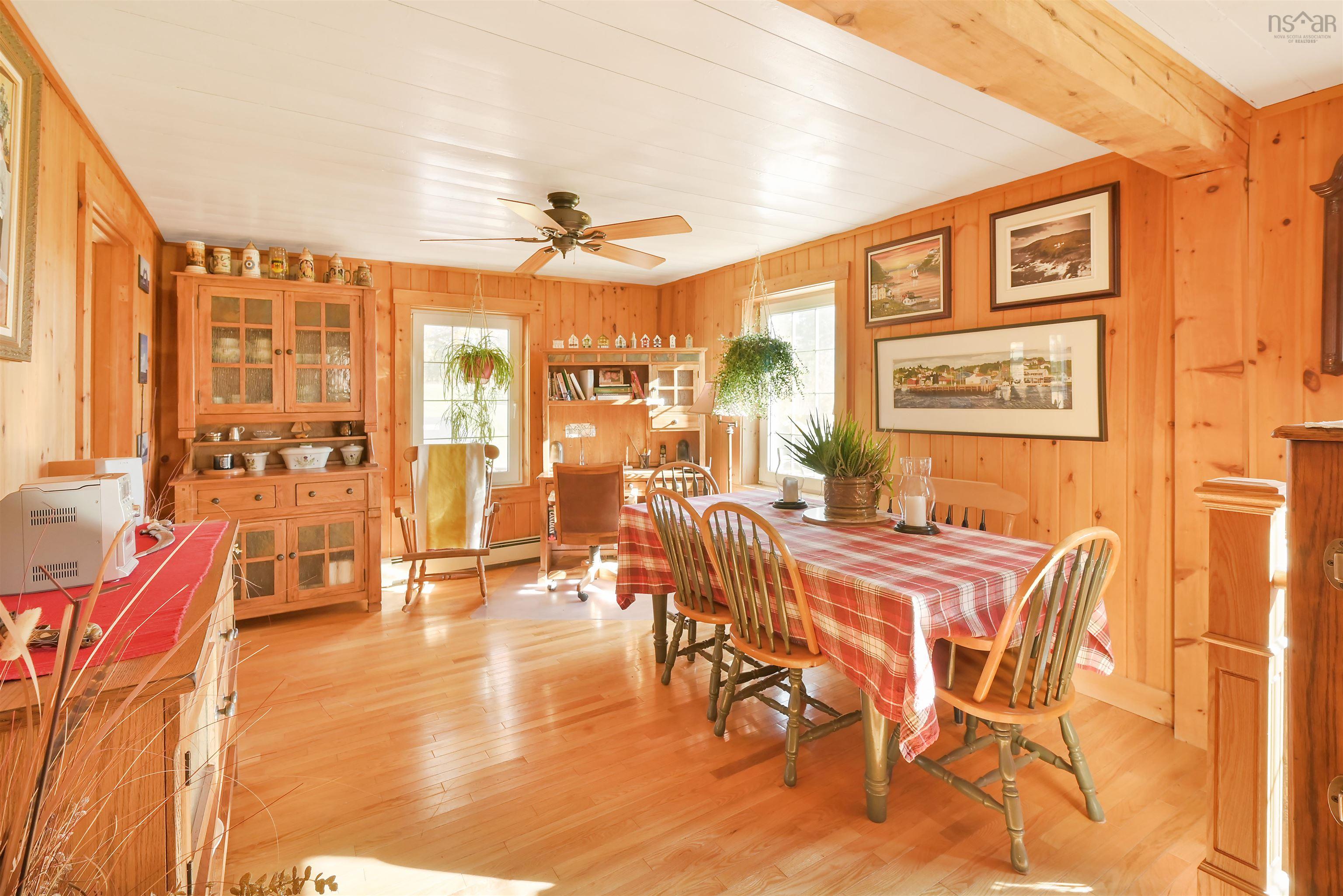 $999,900.00: 2639 Cabot Trail, Middle River