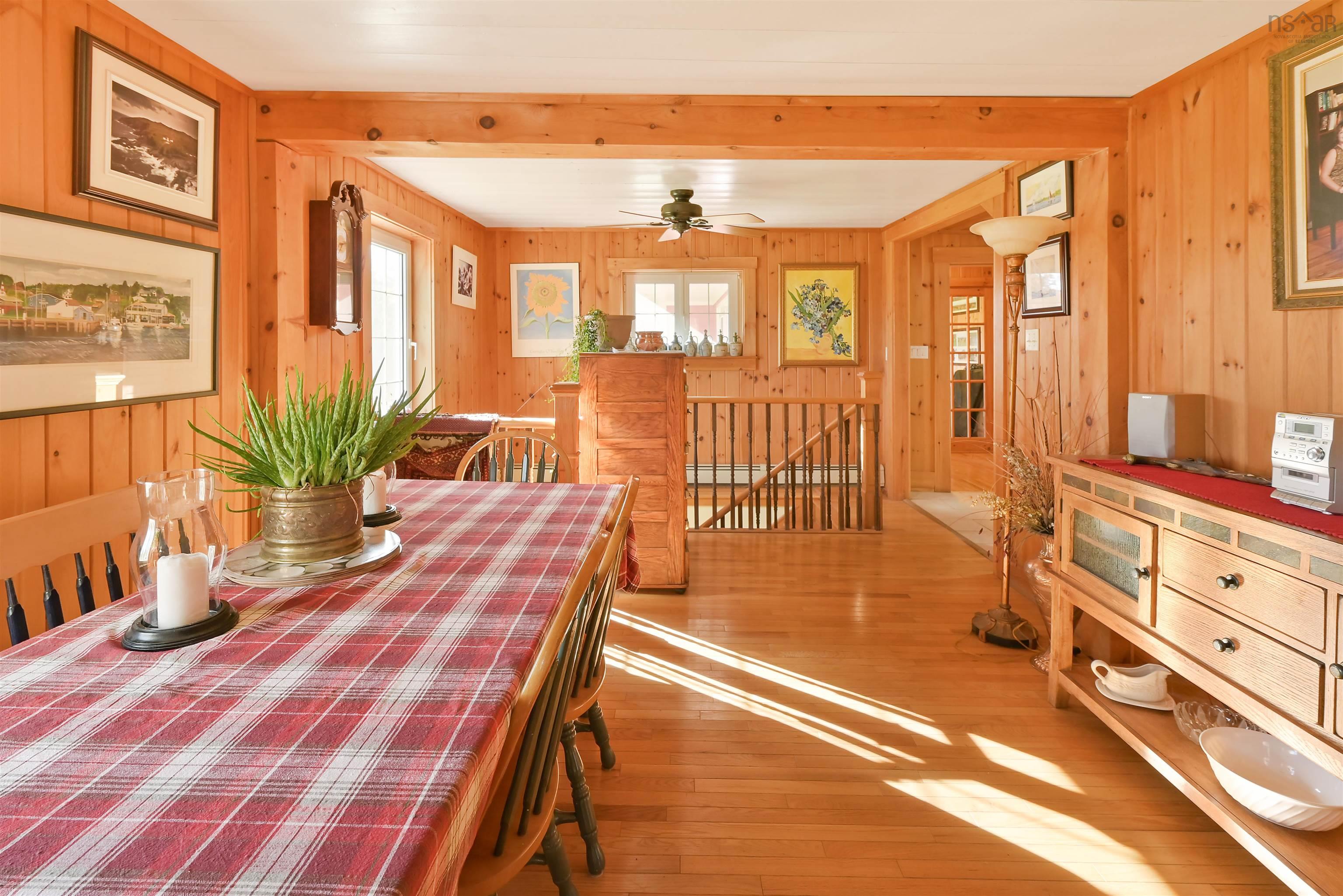 $999,900.00: 2639 Cabot Trail, Middle River