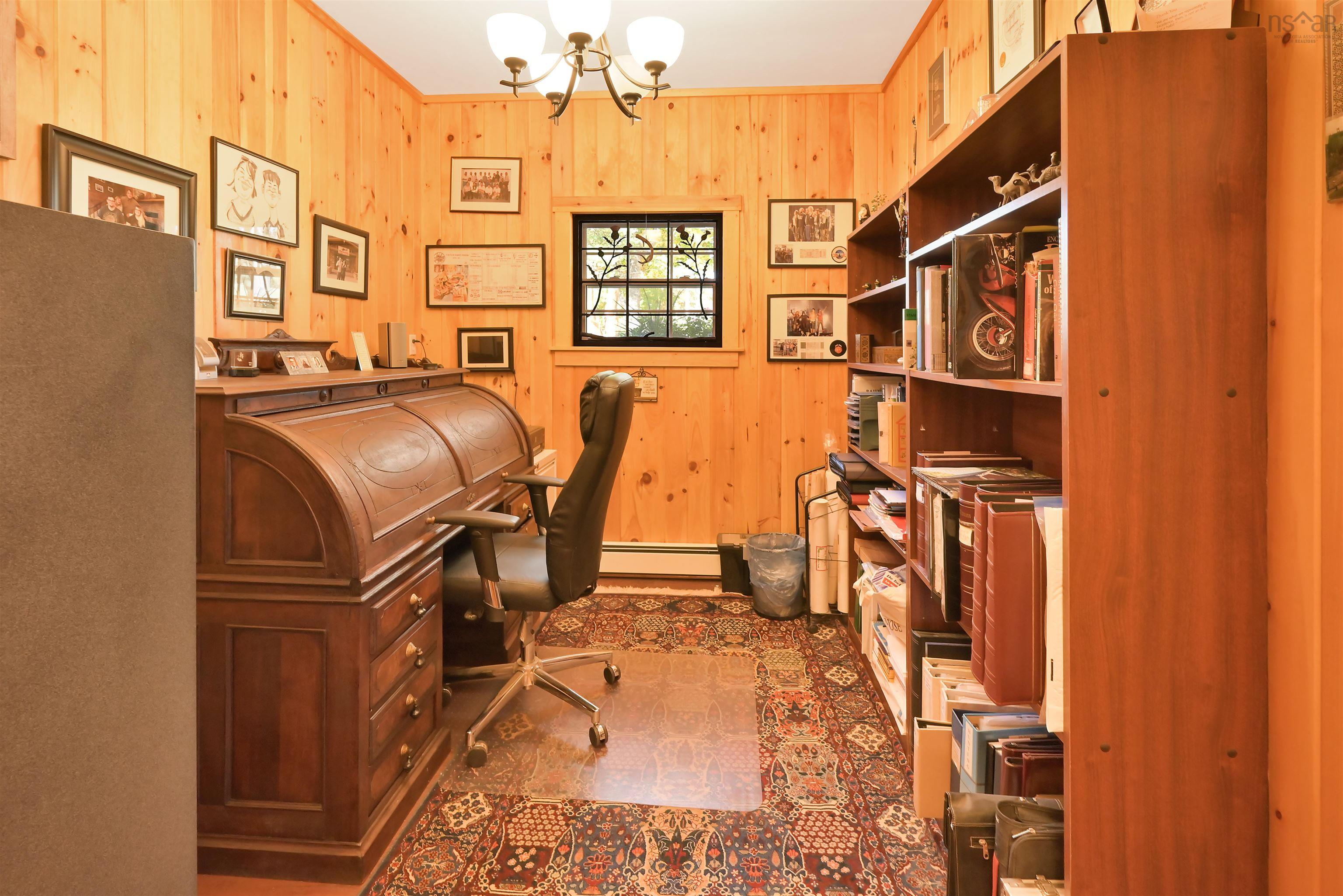 $999,900.00: 2639 Cabot Trail, Middle River