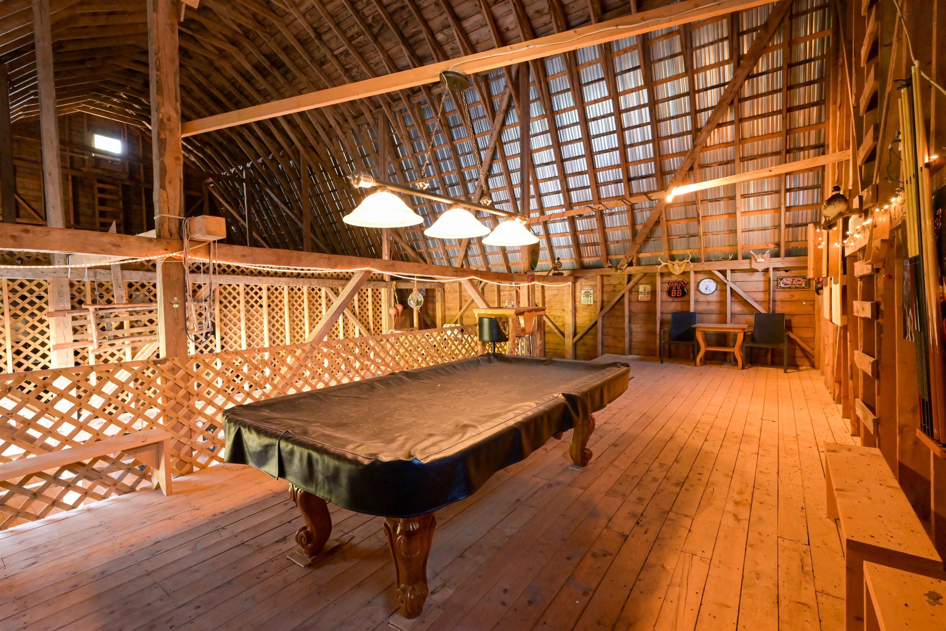 $999,900.00: 2639 Cabot Trail, Middle River