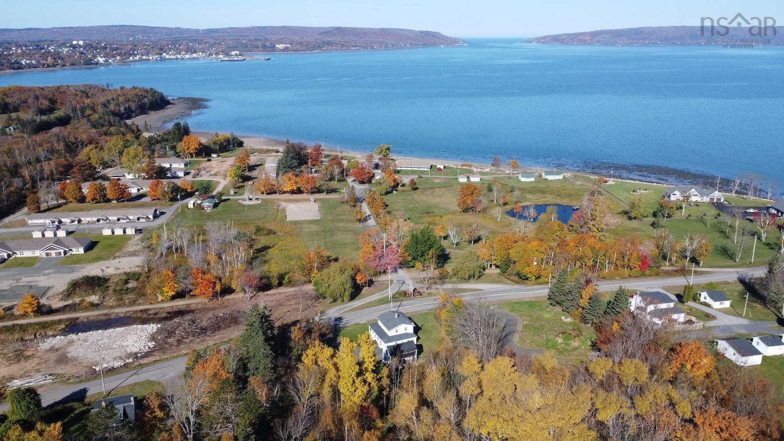 $320,000.00: 210 Highway 1, Smiths Cove