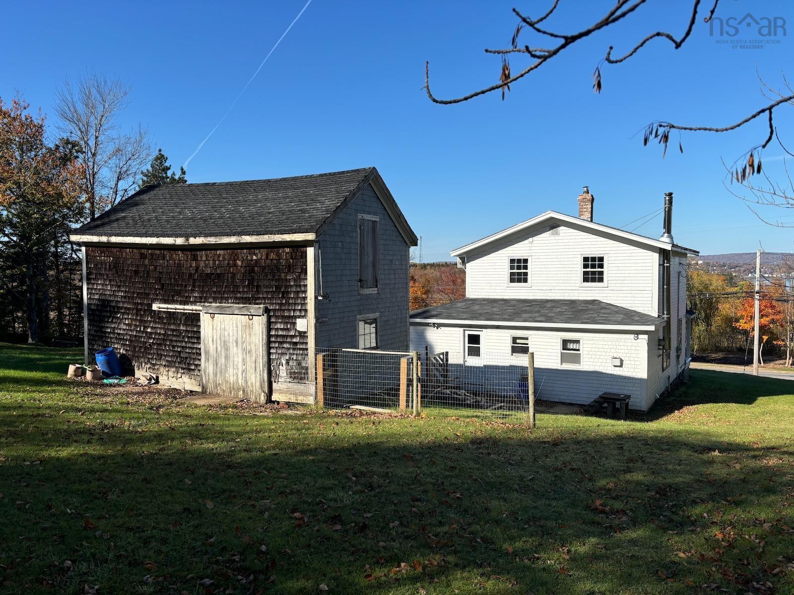 $320,000.00: 210 Highway 1, Smiths Cove