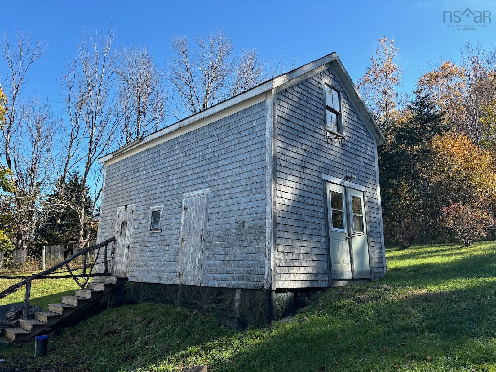 $320,000.00: 210 Highway 1, Smiths Cove