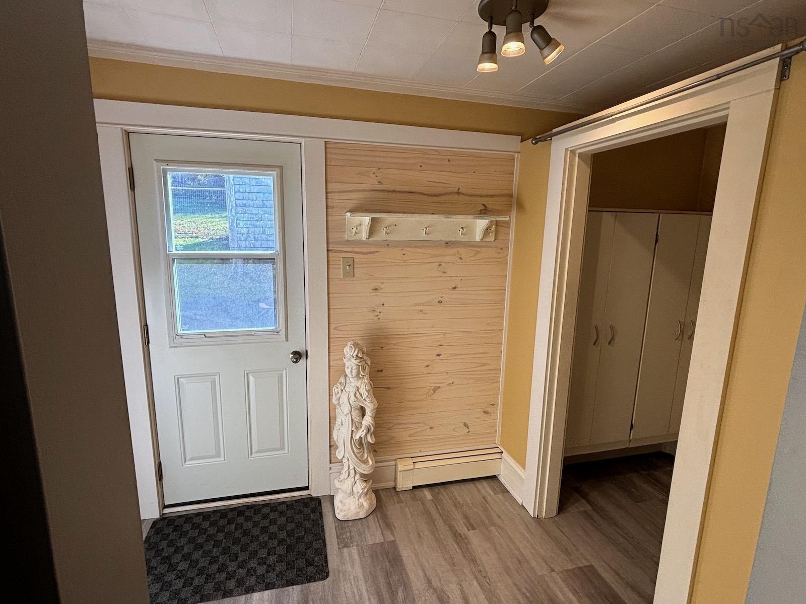 $320,000.00: 210 Highway 1, Smiths Cove
