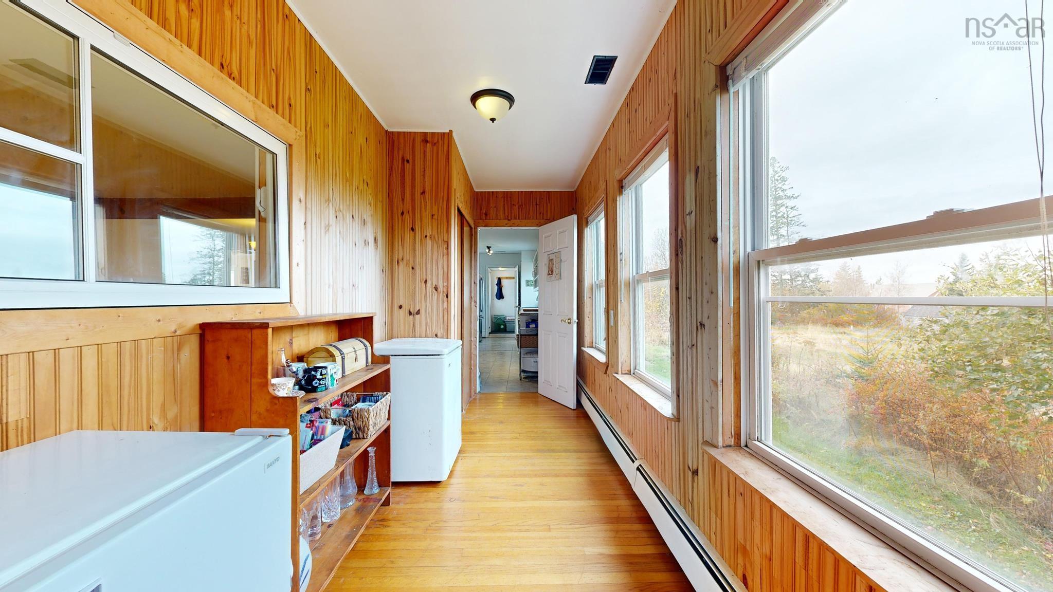 $475,000.00: 60 Cove Road, Halls Harbour