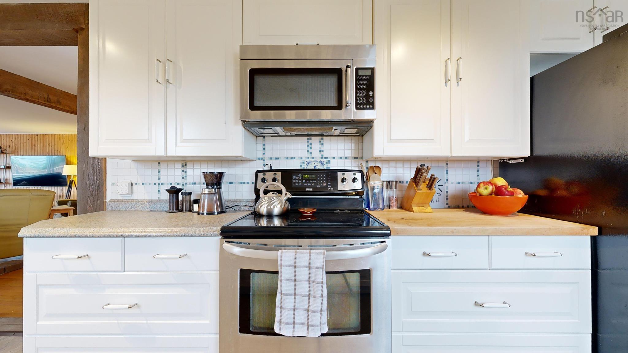 $475,000.00: 60 Cove Road, Halls Harbour