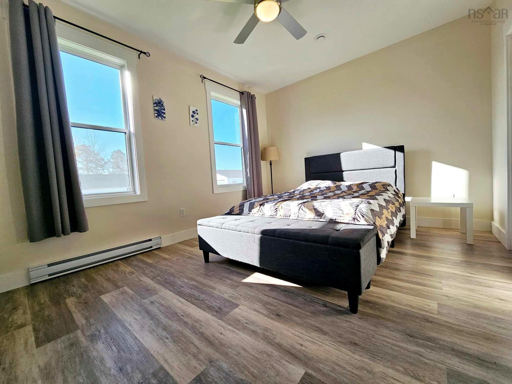 $524,500.00: 236 Runway Court, Valley