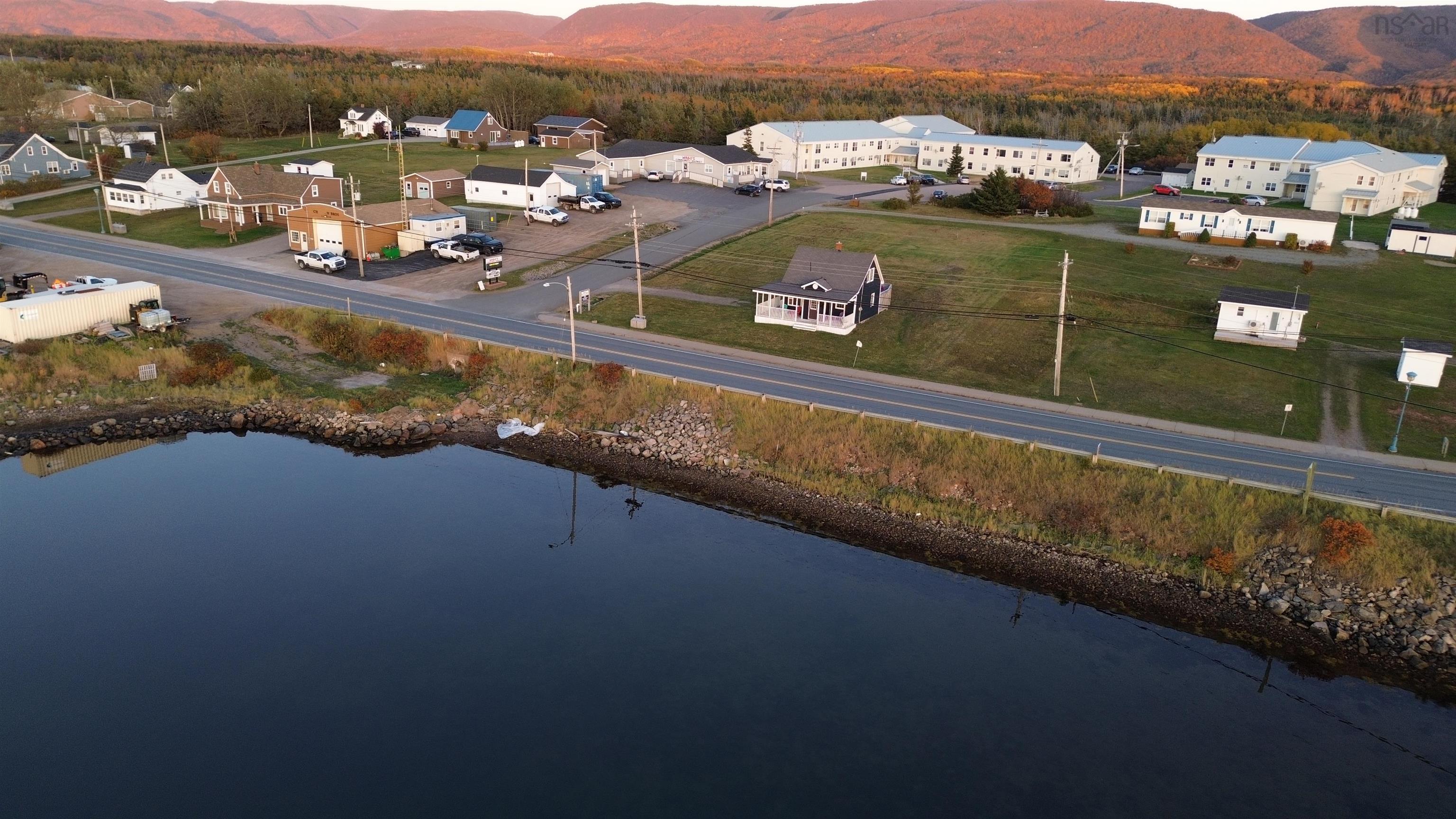 $265,000.00: 14962 Cabot Trail, Chéticamp