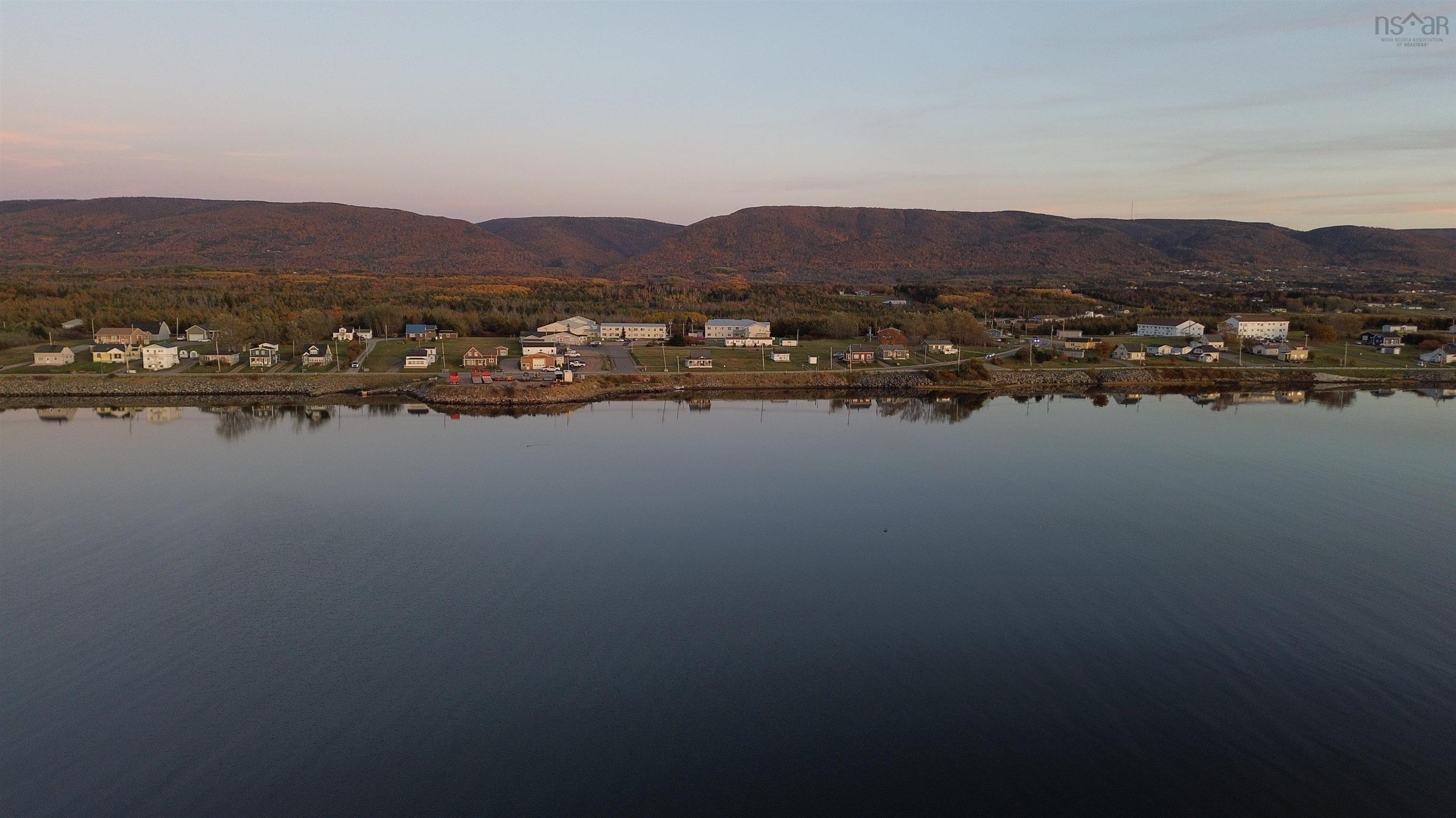 $265,000.00: 14962 Cabot Trail, Chéticamp