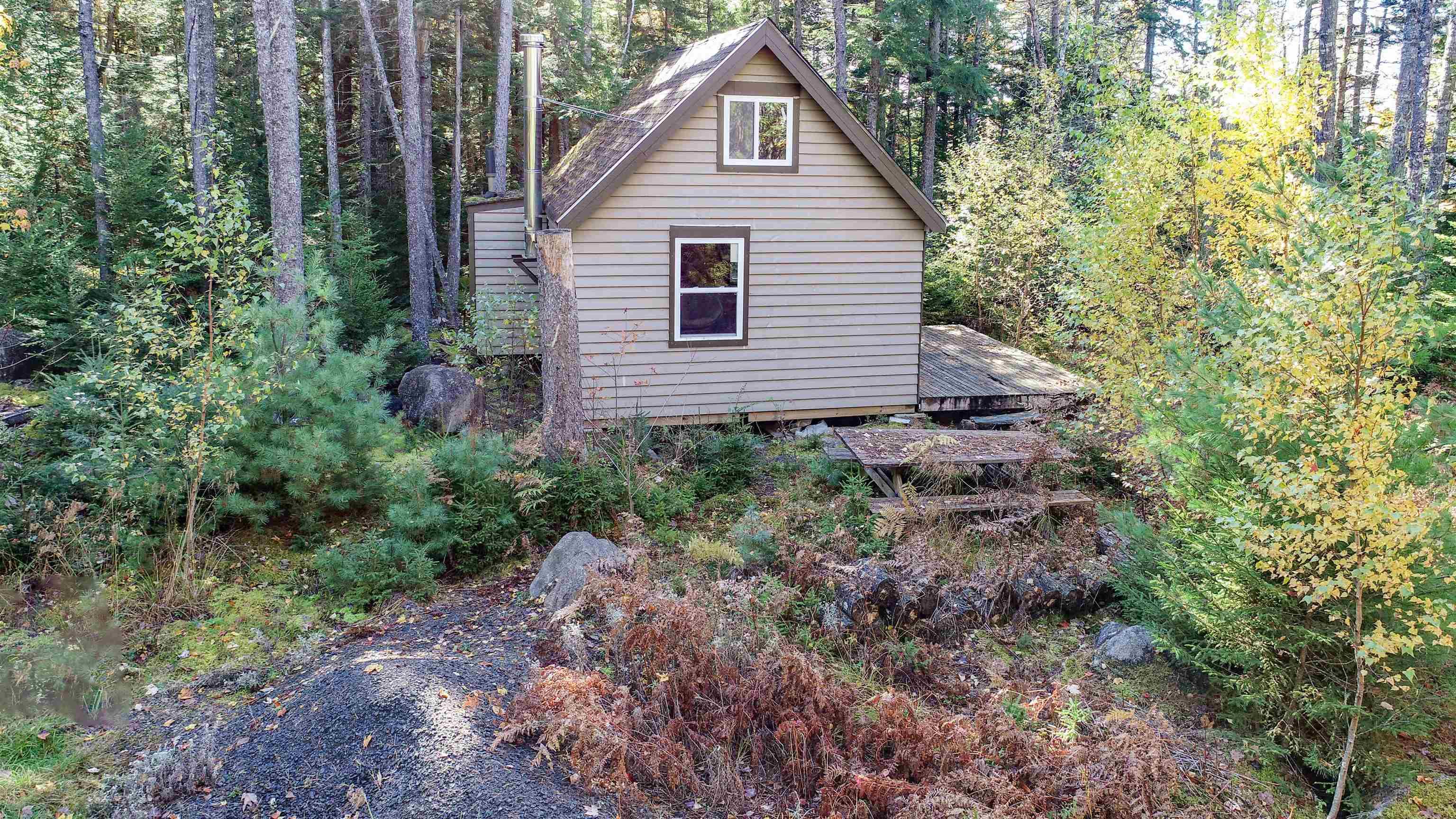 $249,900.00: Lot 16 +Cabin Bridge Street, Sherbrooke Lake