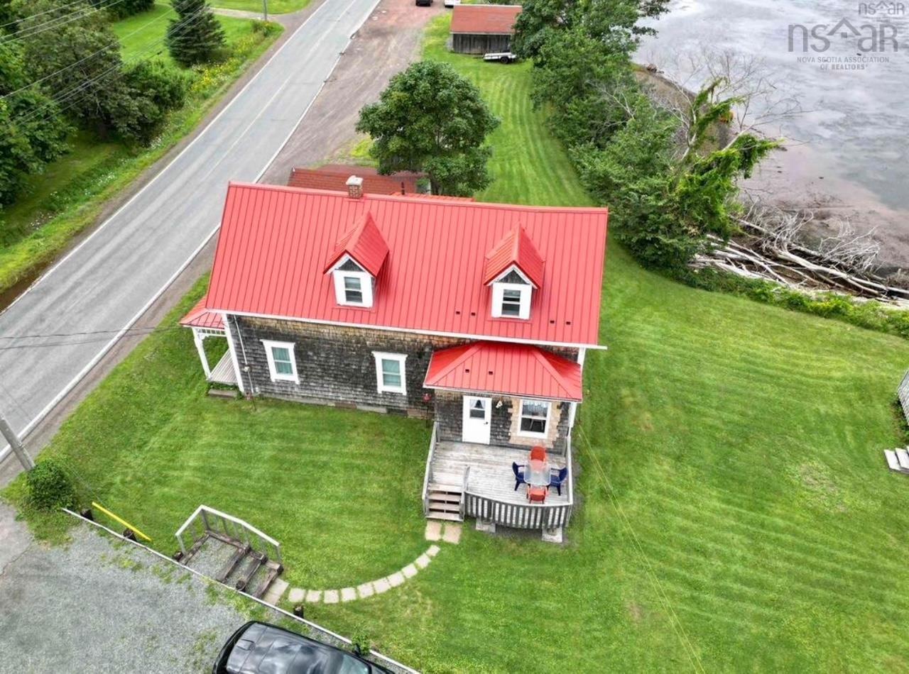 $350,000.00: 1729 Highway 6, River John