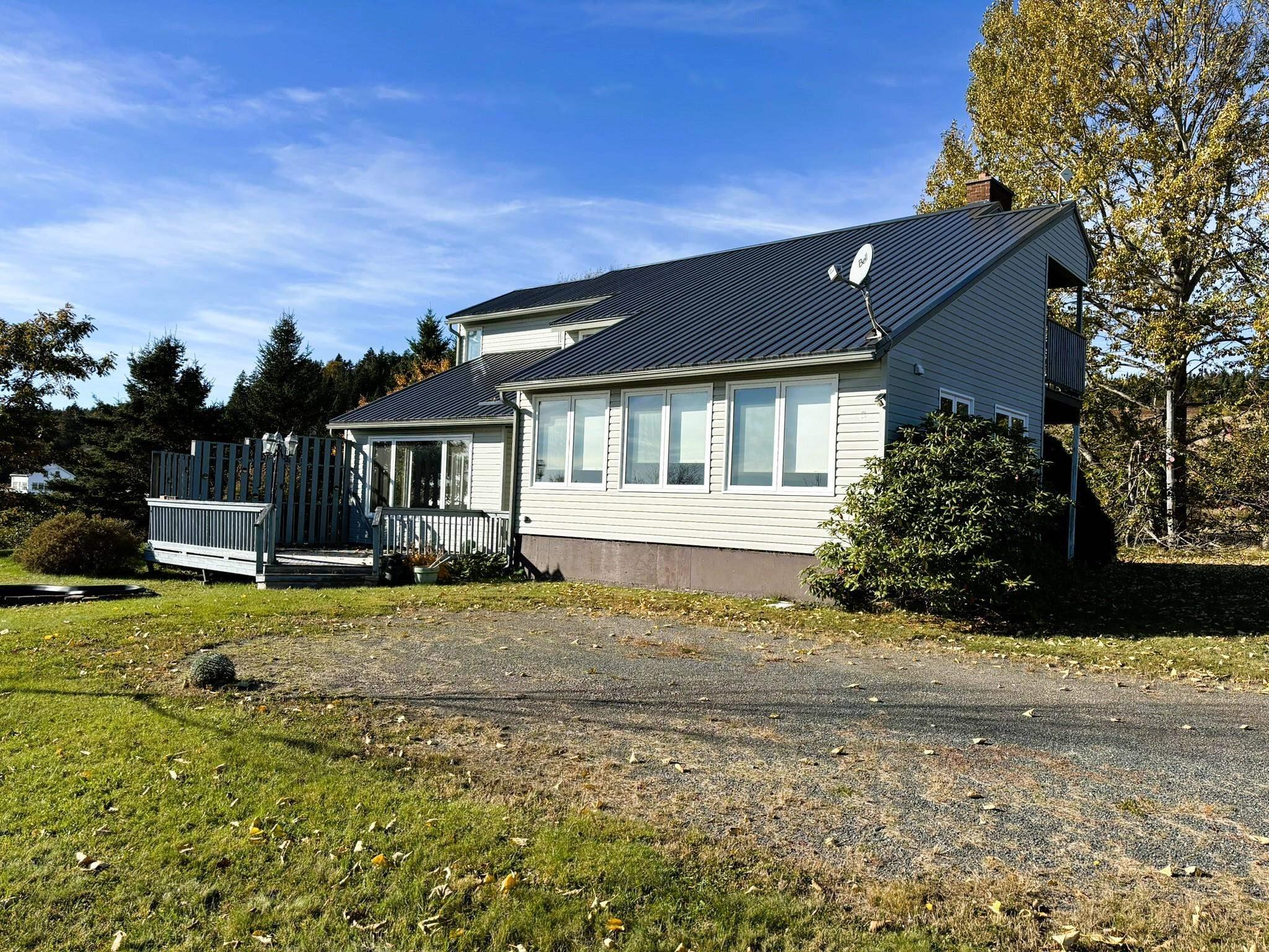 $559,900.00: 8005 Hwy#209 Highway, Wards Brook
