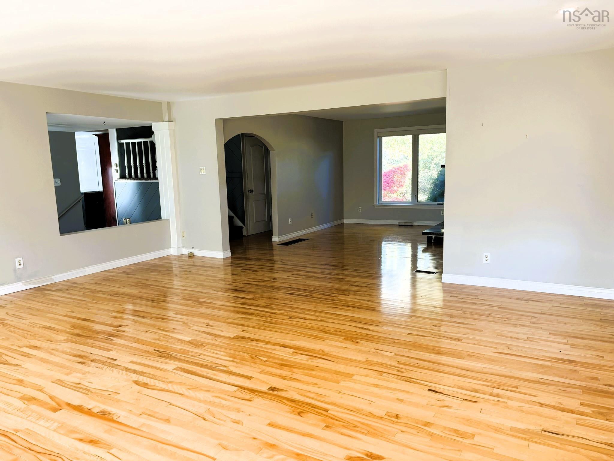 $559,900.00: 8005 Hwy#209 Highway, Wards Brook