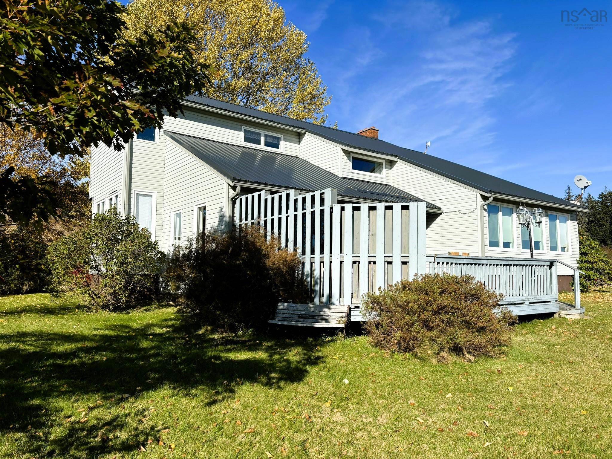 $559,900.00: 8005 Hwy#209 Highway, Wards Brook