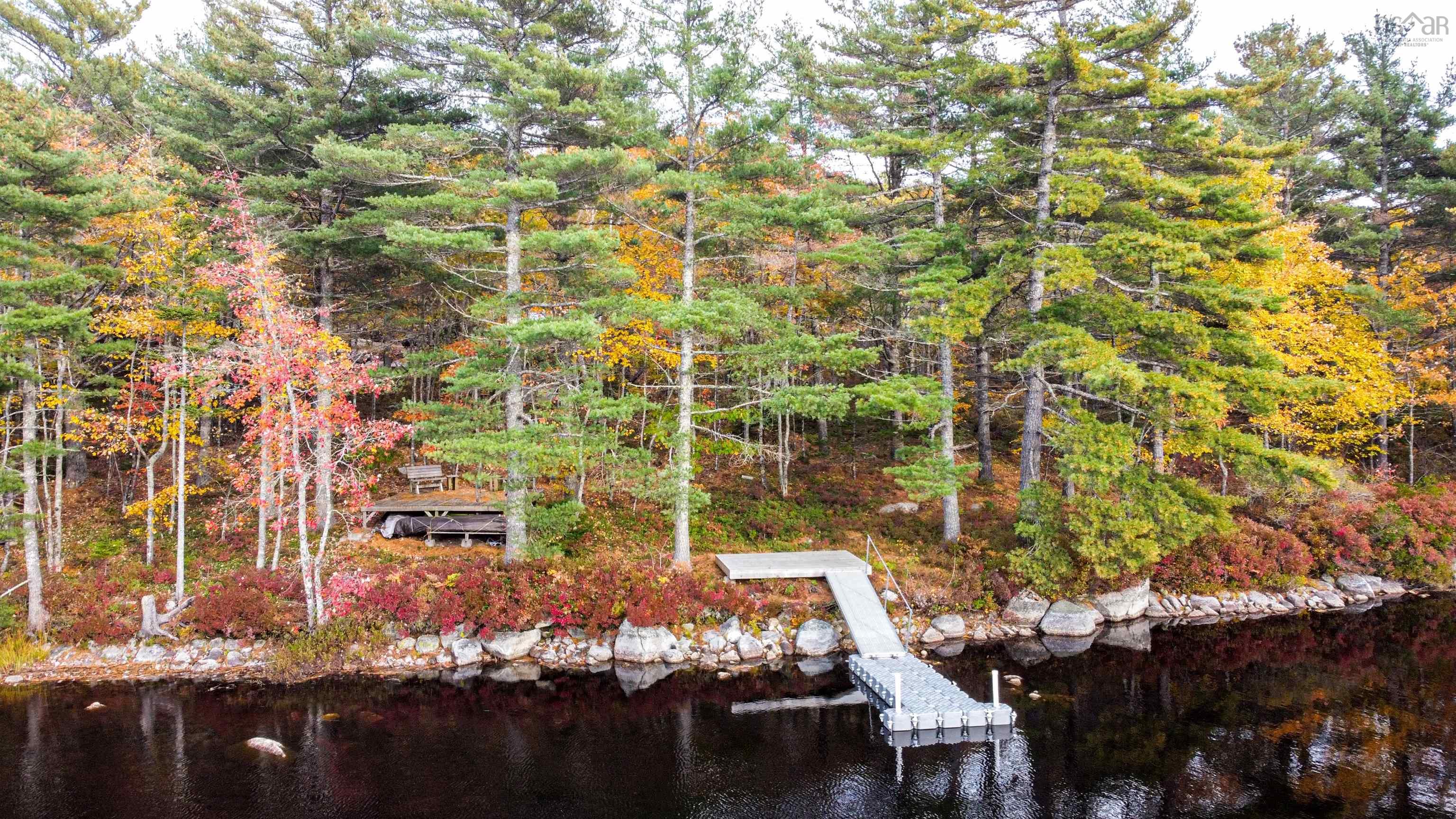 287 Long Lake Road 