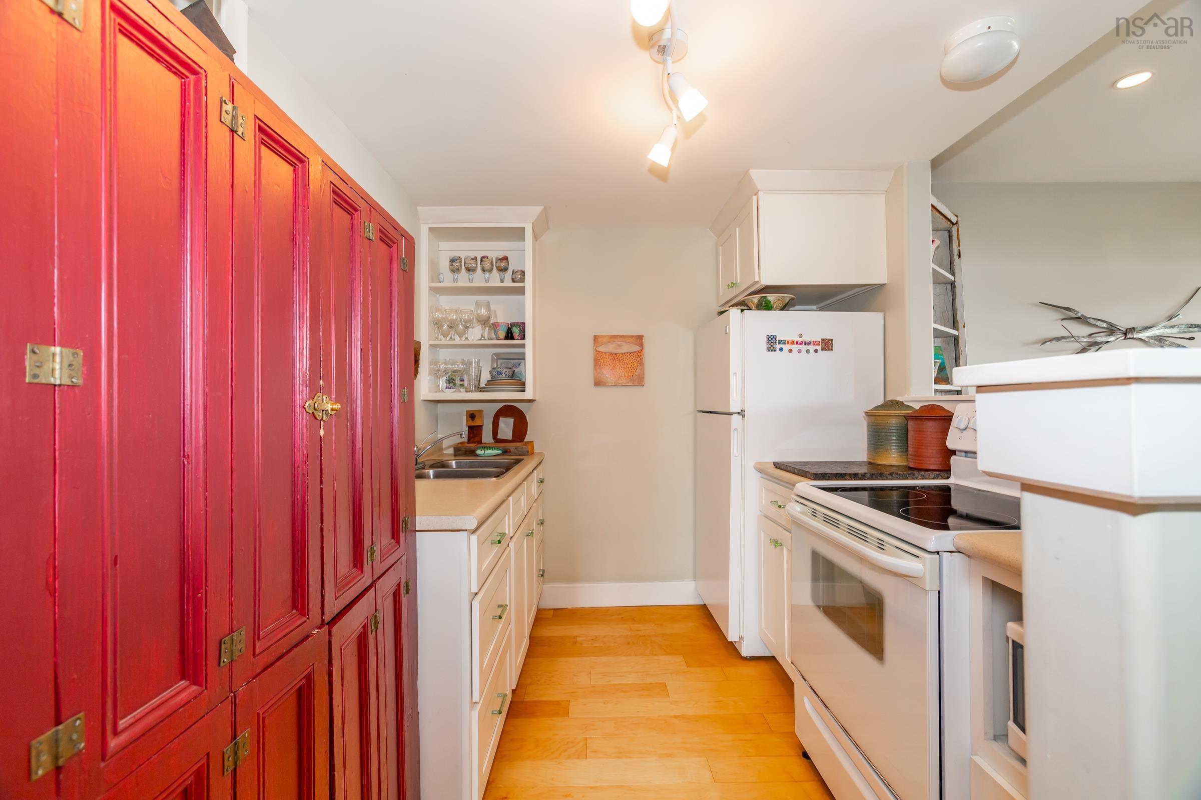 $349,900.00: 5360 Granville Road, Granville Ferry