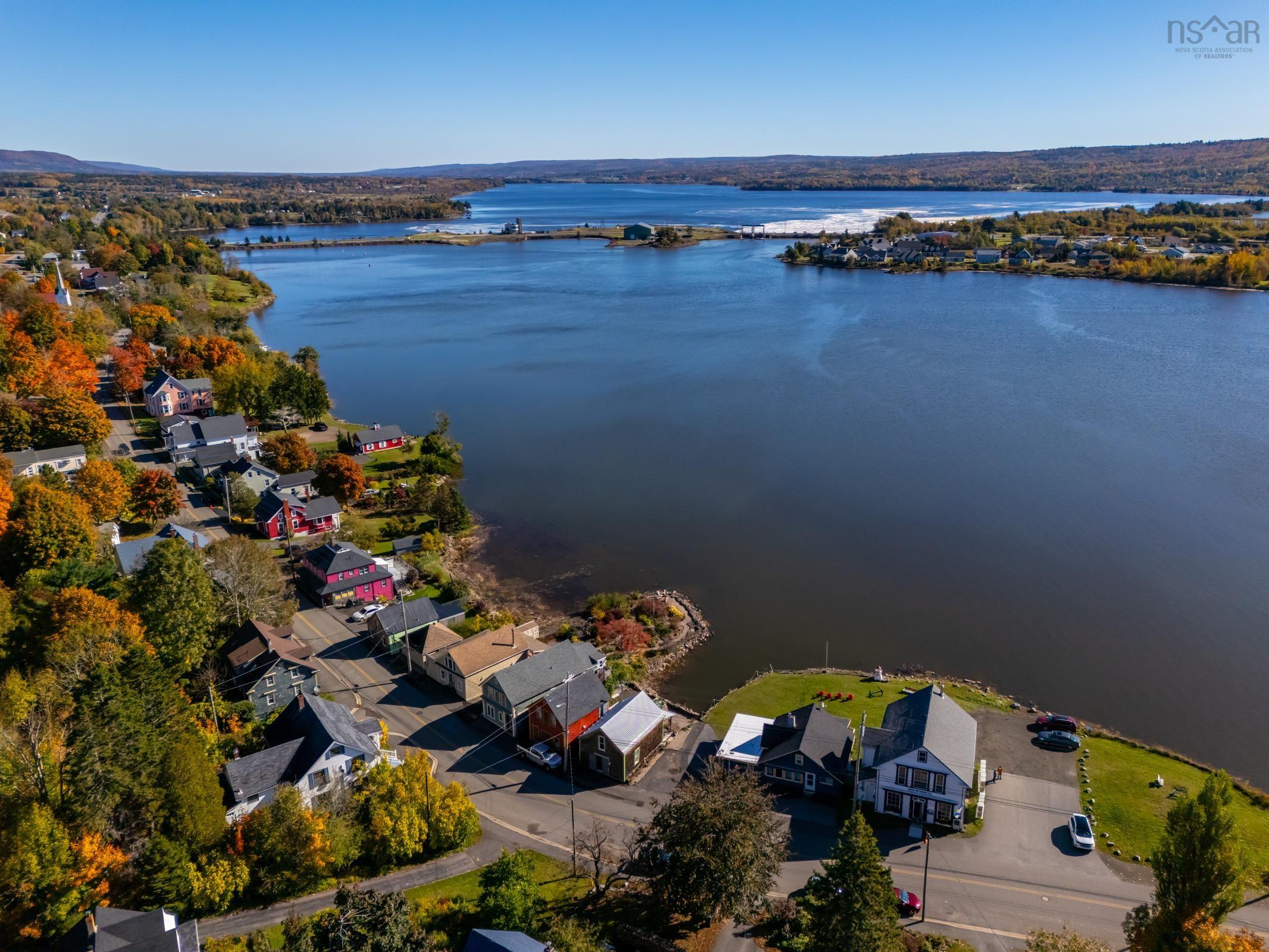 $349,900.00: 5360 Granville Road, Granville Ferry