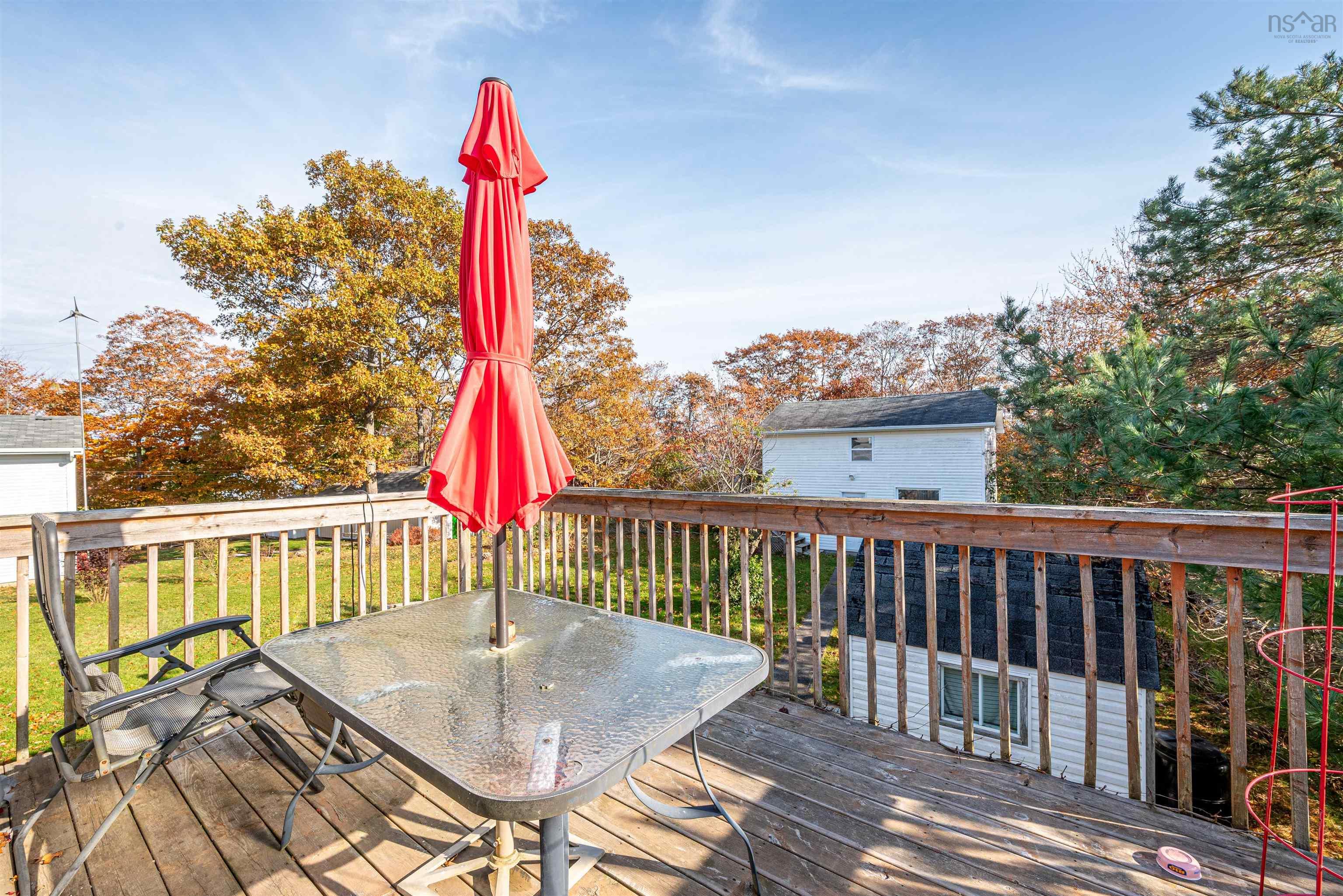 $584,900.00: 206 Lakeview Road, Lakeview