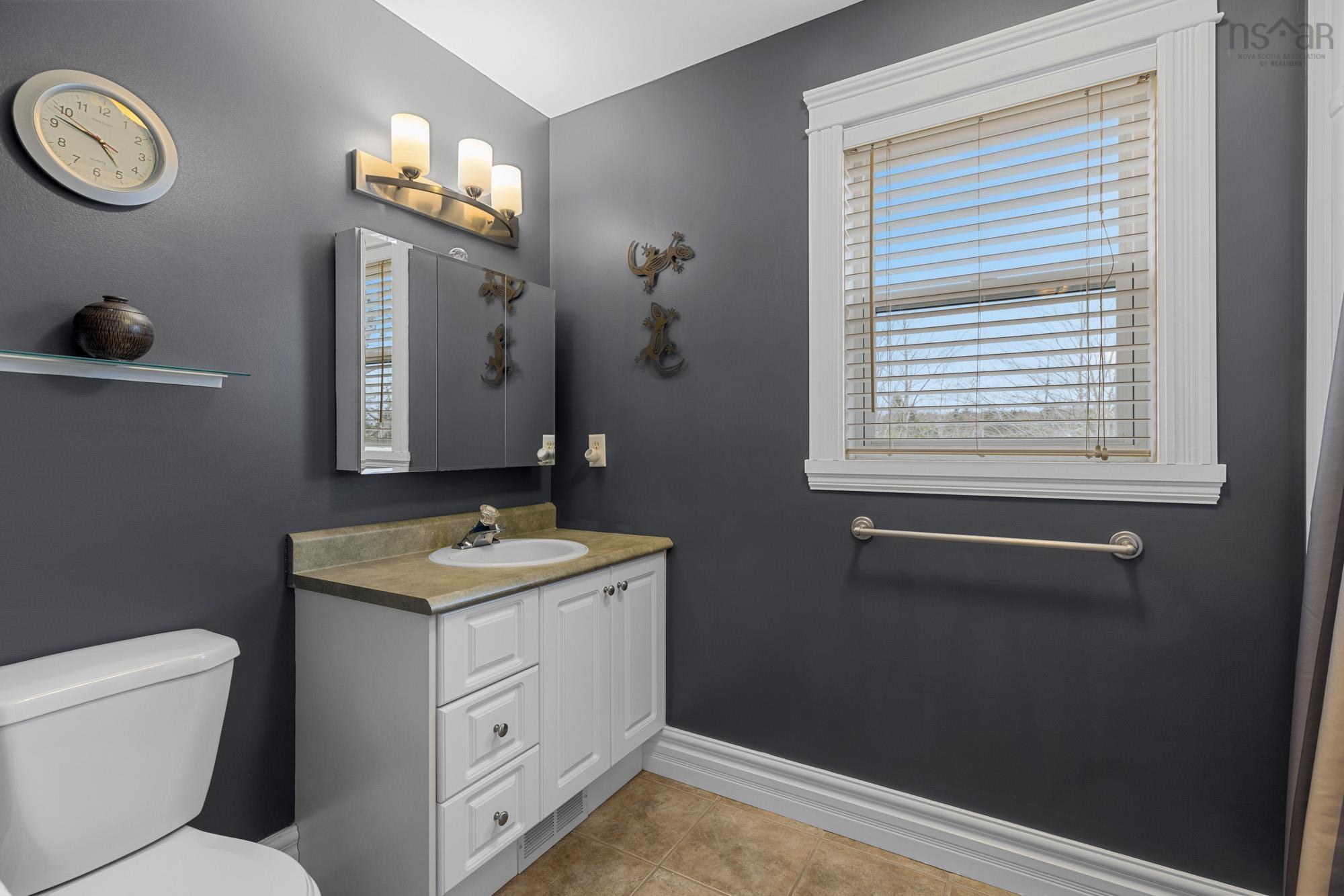 $799,900.00: 149 Canongate Drive, Hammonds Plains