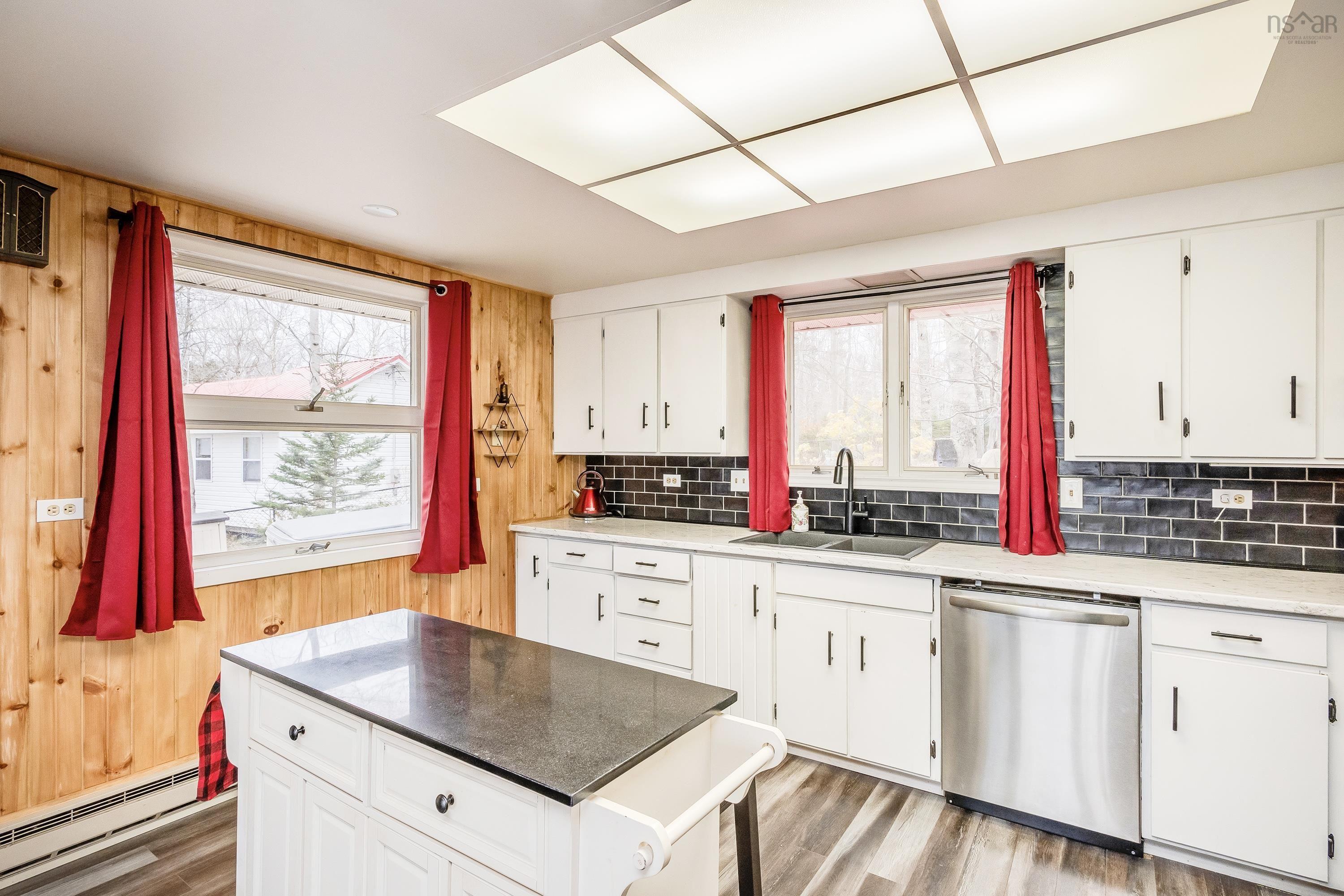 $460,000.00: 585 Rumsey Lake Road, Arlington West