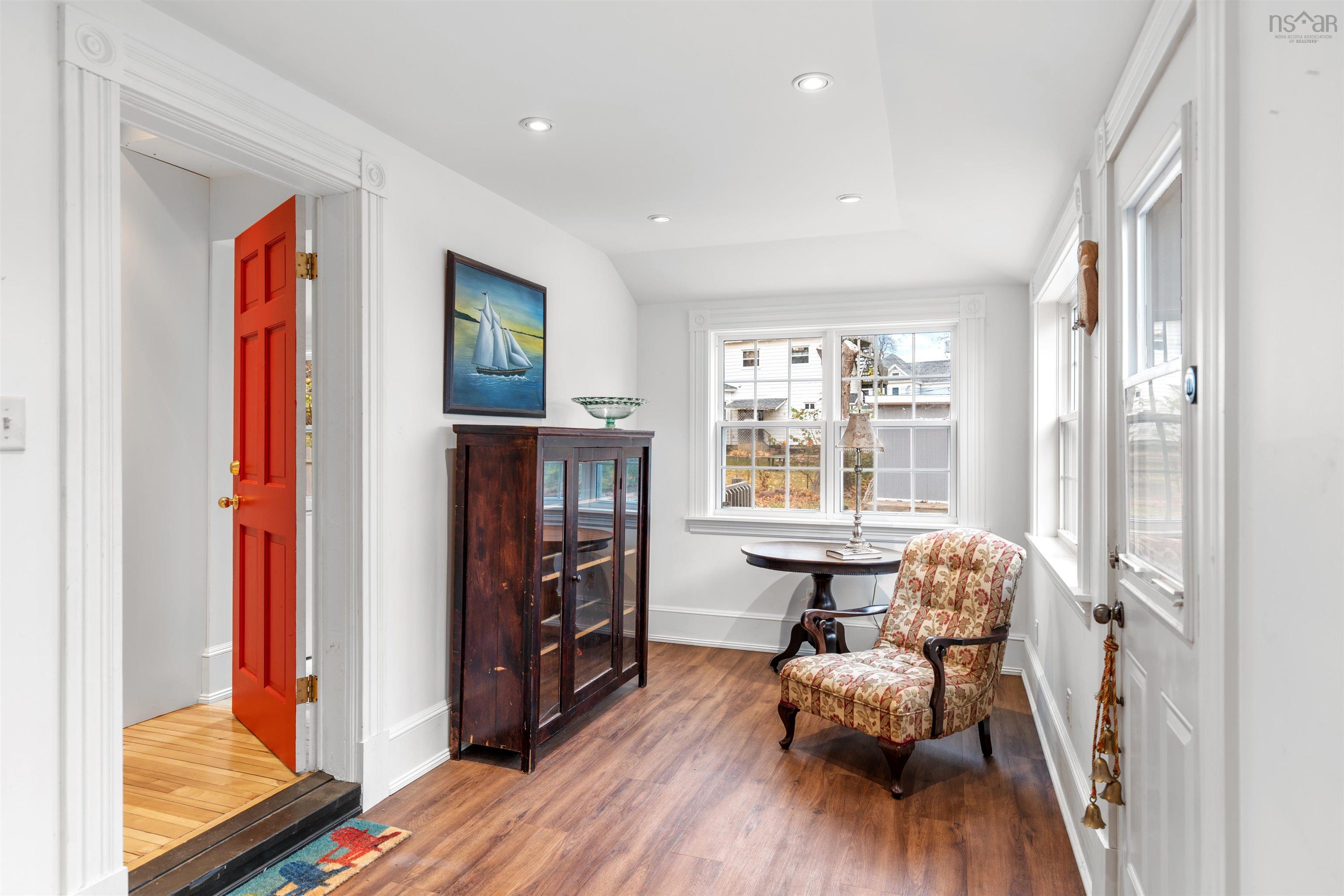 $478,900.00: 124 Church Street, Amherst