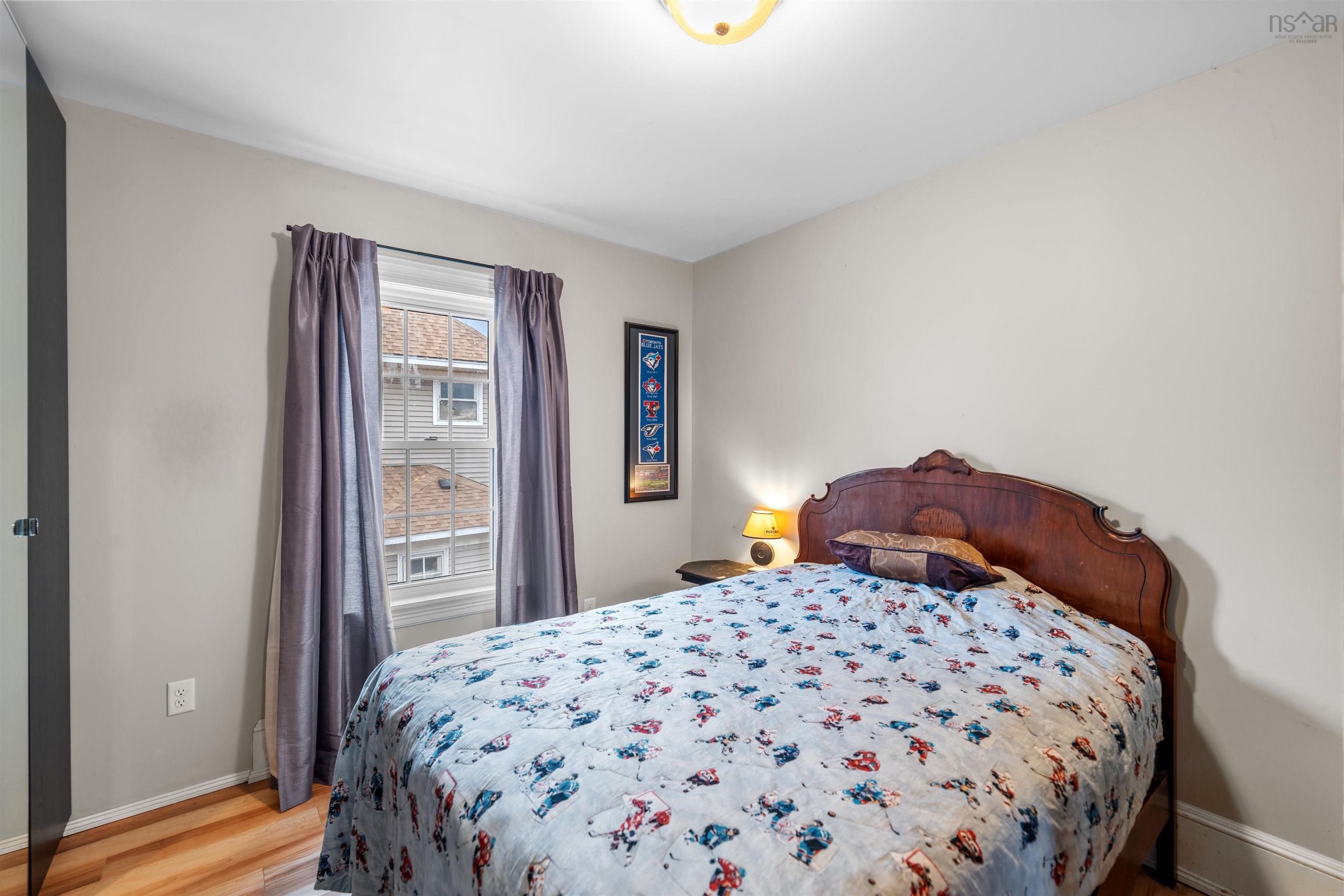 $478,900.00: 124 Church Street, Amherst