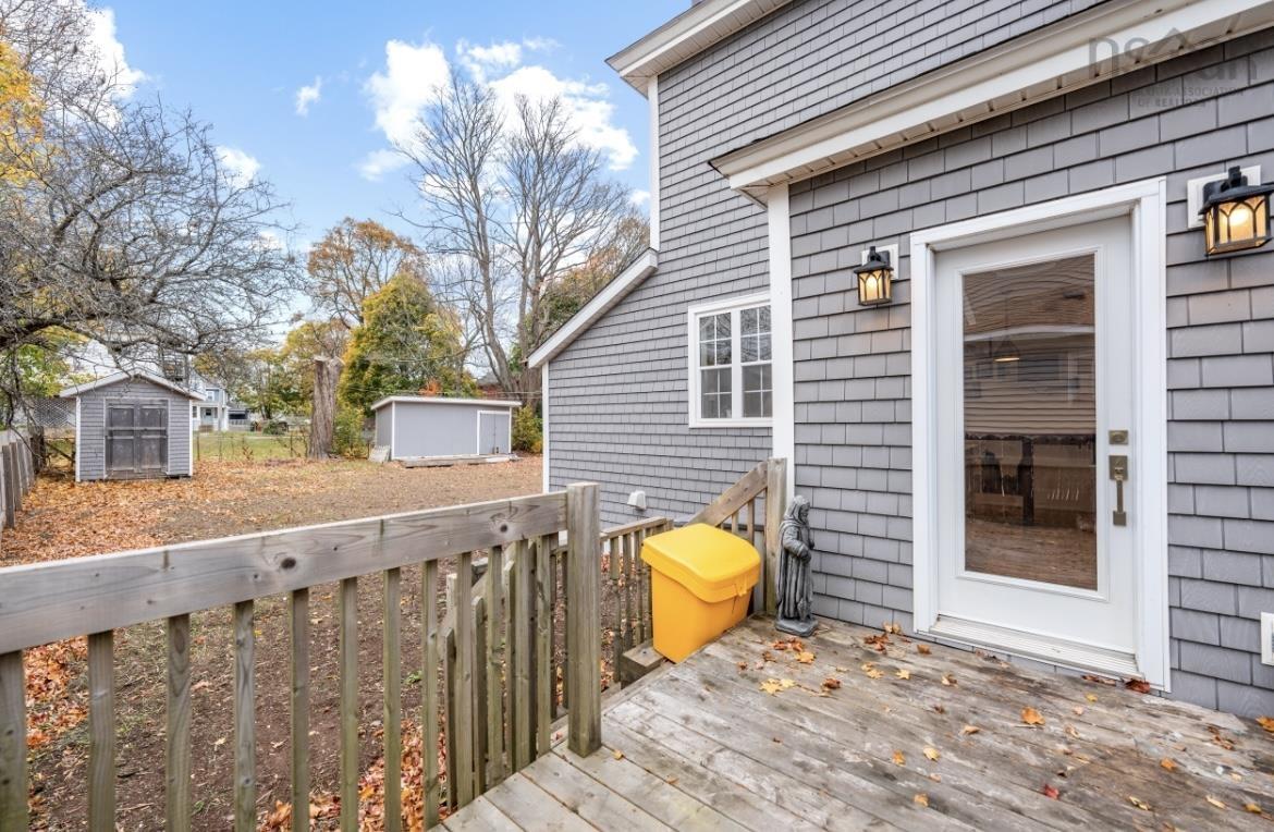 $478,900.00: 124 Church Street, Amherst