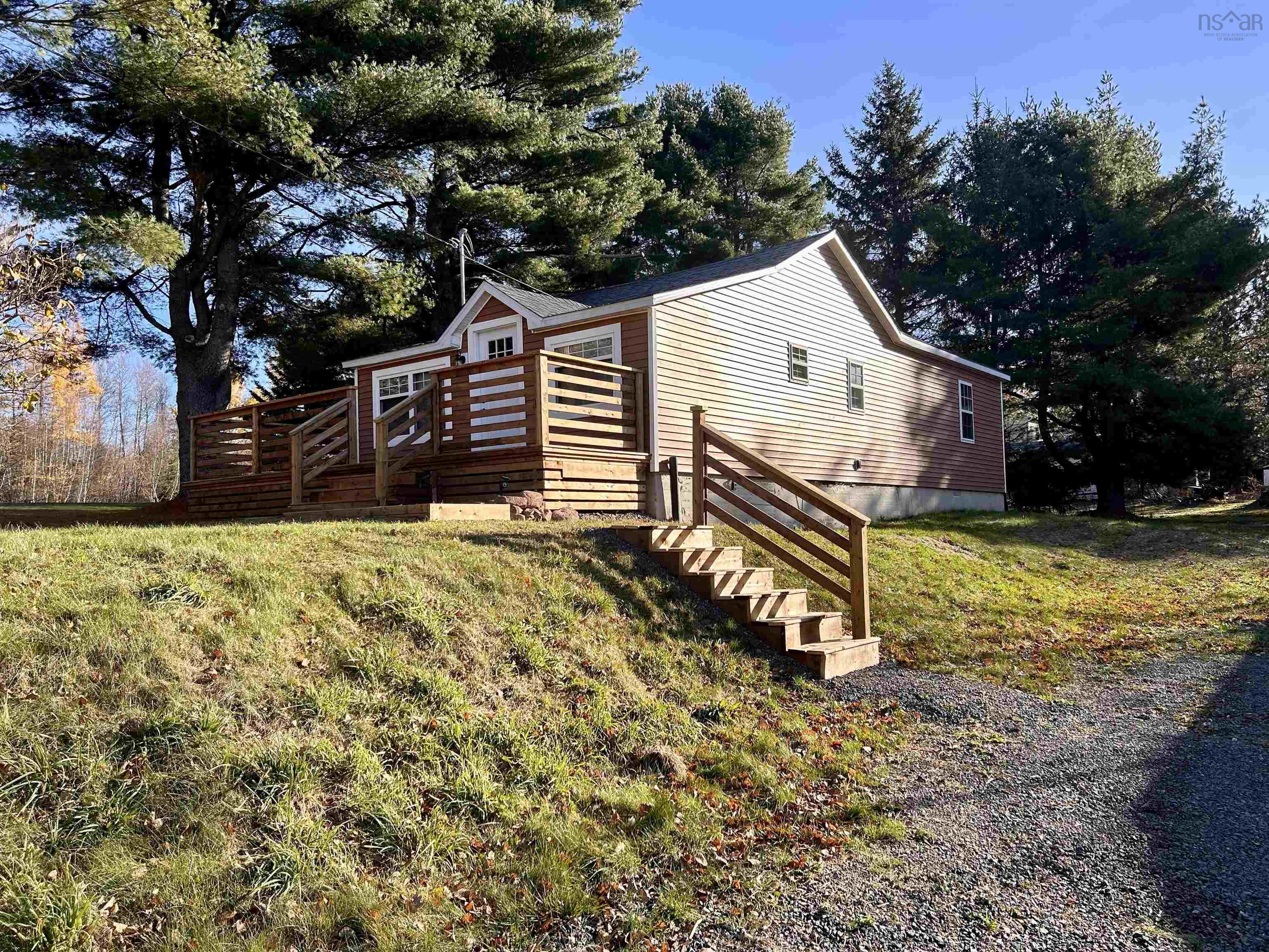 $229,900.00: 126 Jungle Road, Oxford Junction