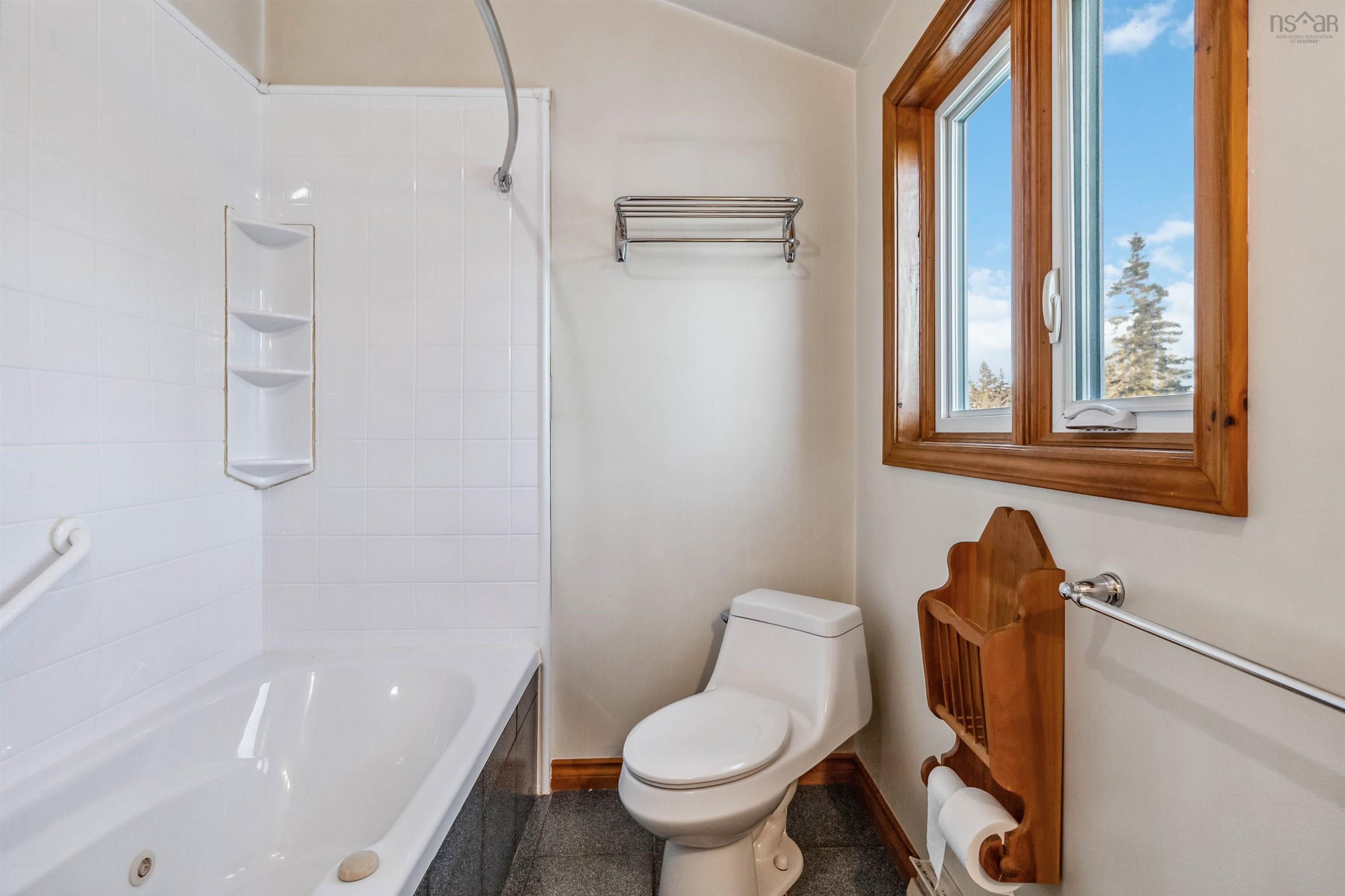 $624,900.00: 78 Eagle Head Wharf Road, Eagle Head