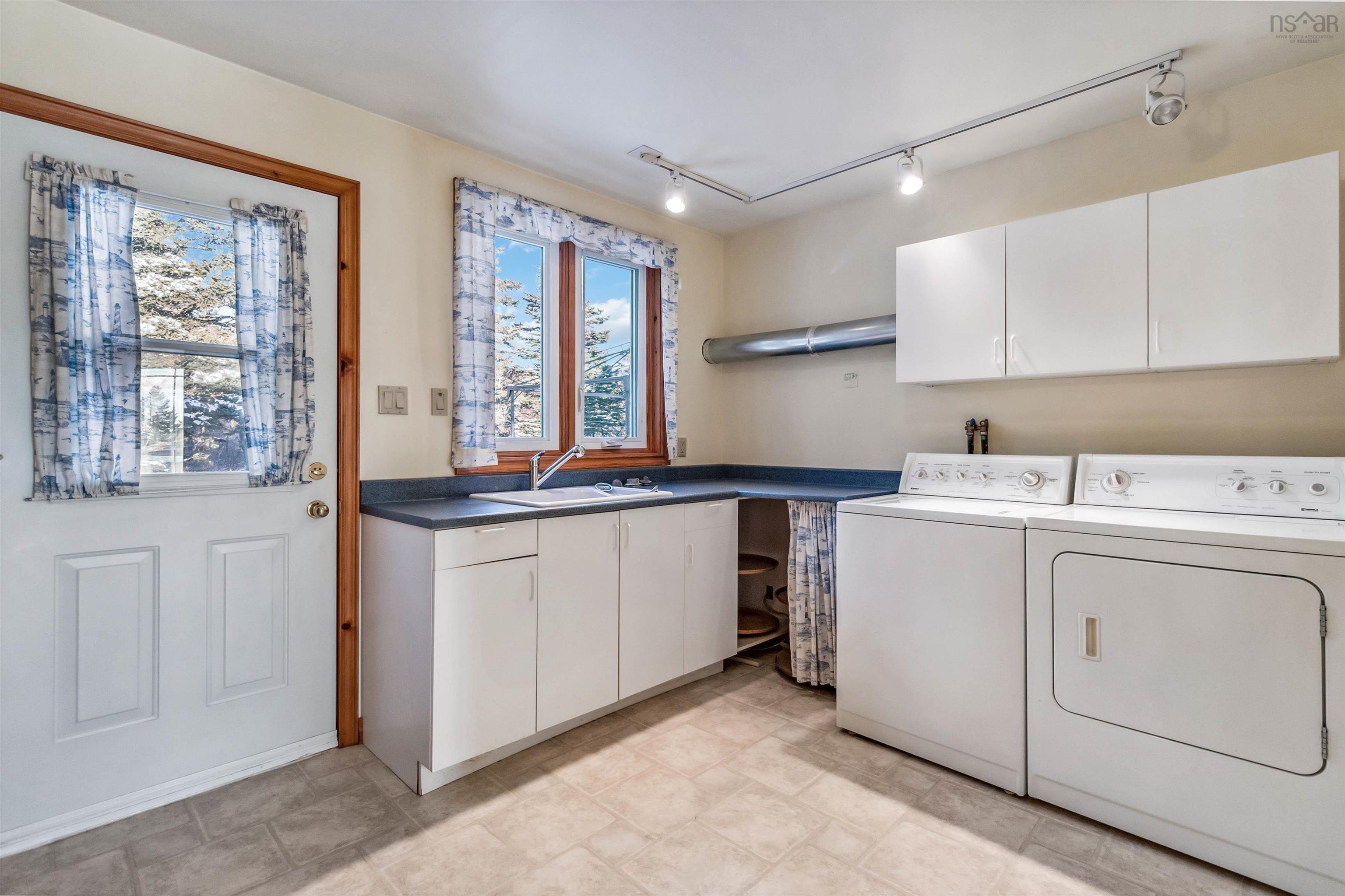 $624,900.00: 78 Eagle Head Wharf Road, Eagle Head