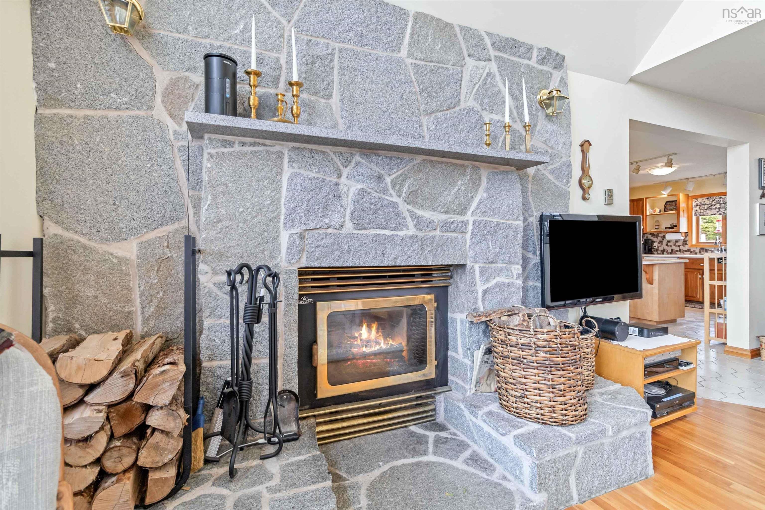 $624,900.00: 78 Eagle Head Wharf Road, Eagle Head