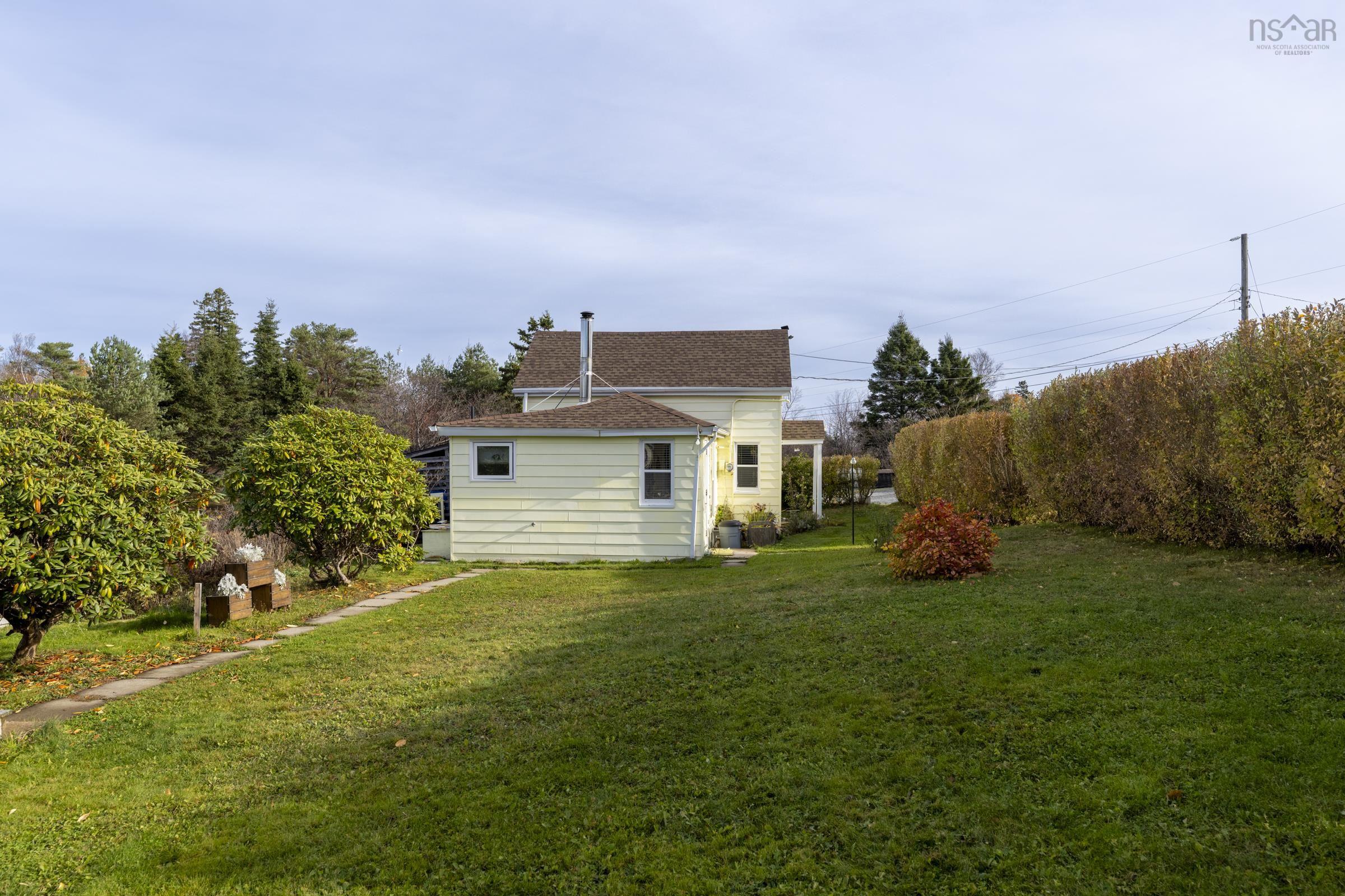$279,000.00: 501 Stonehurst Road, Stonehurst North