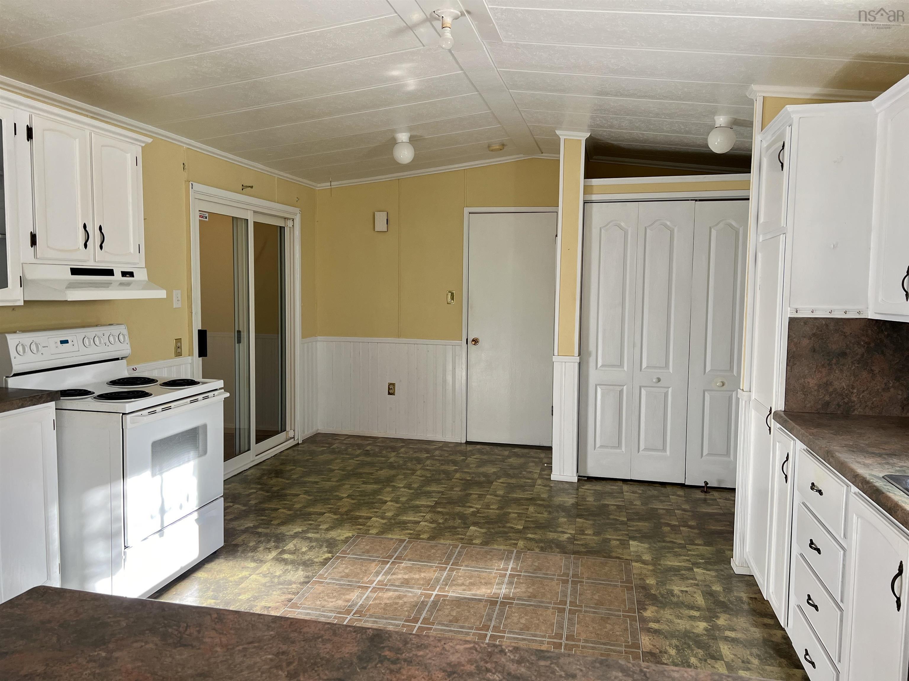 $280,000.00: 47 Angus Hiltz Road, Chester Basin