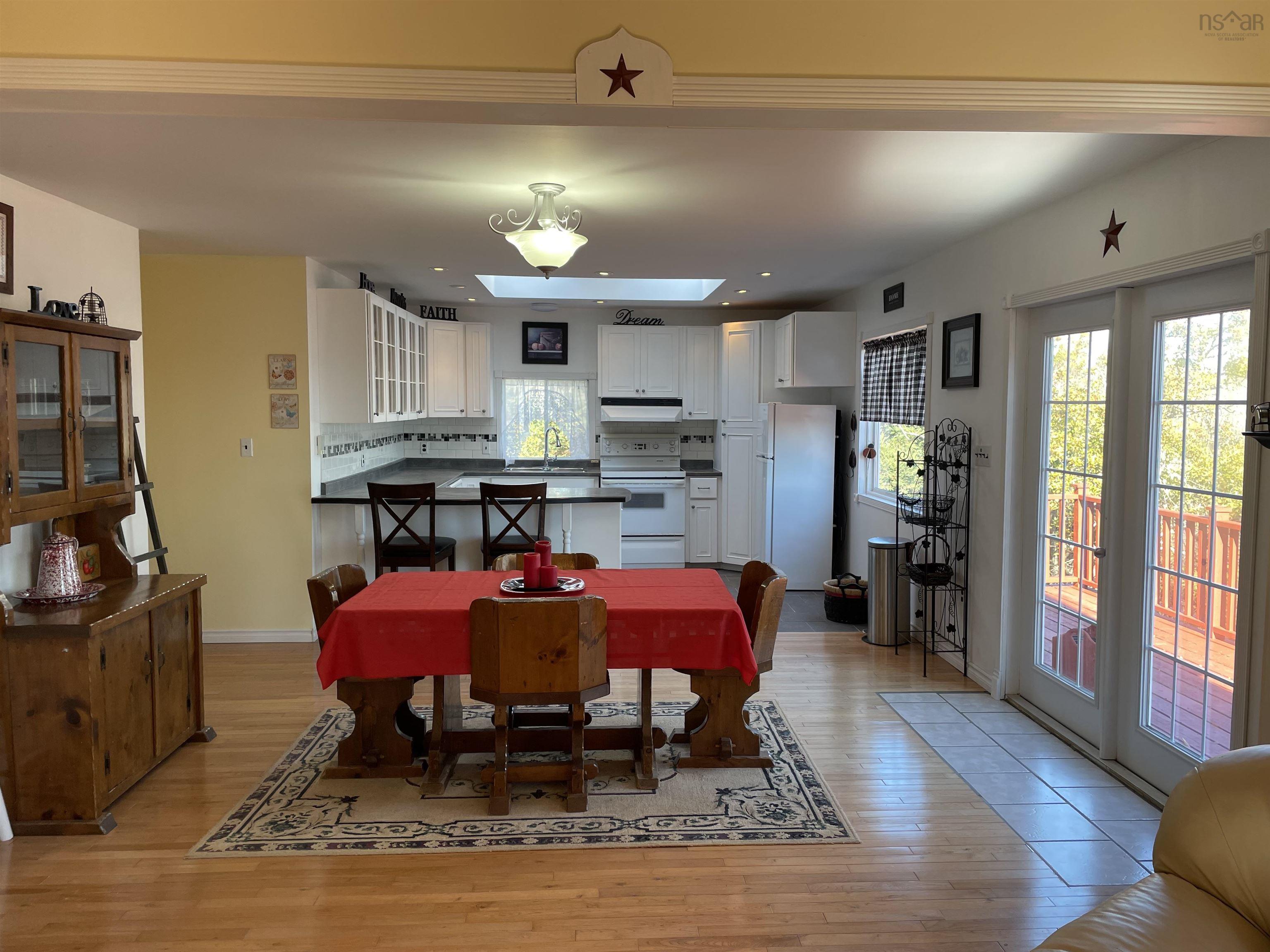 $249,000.00: 114 Hammond Road, Jordan Bay