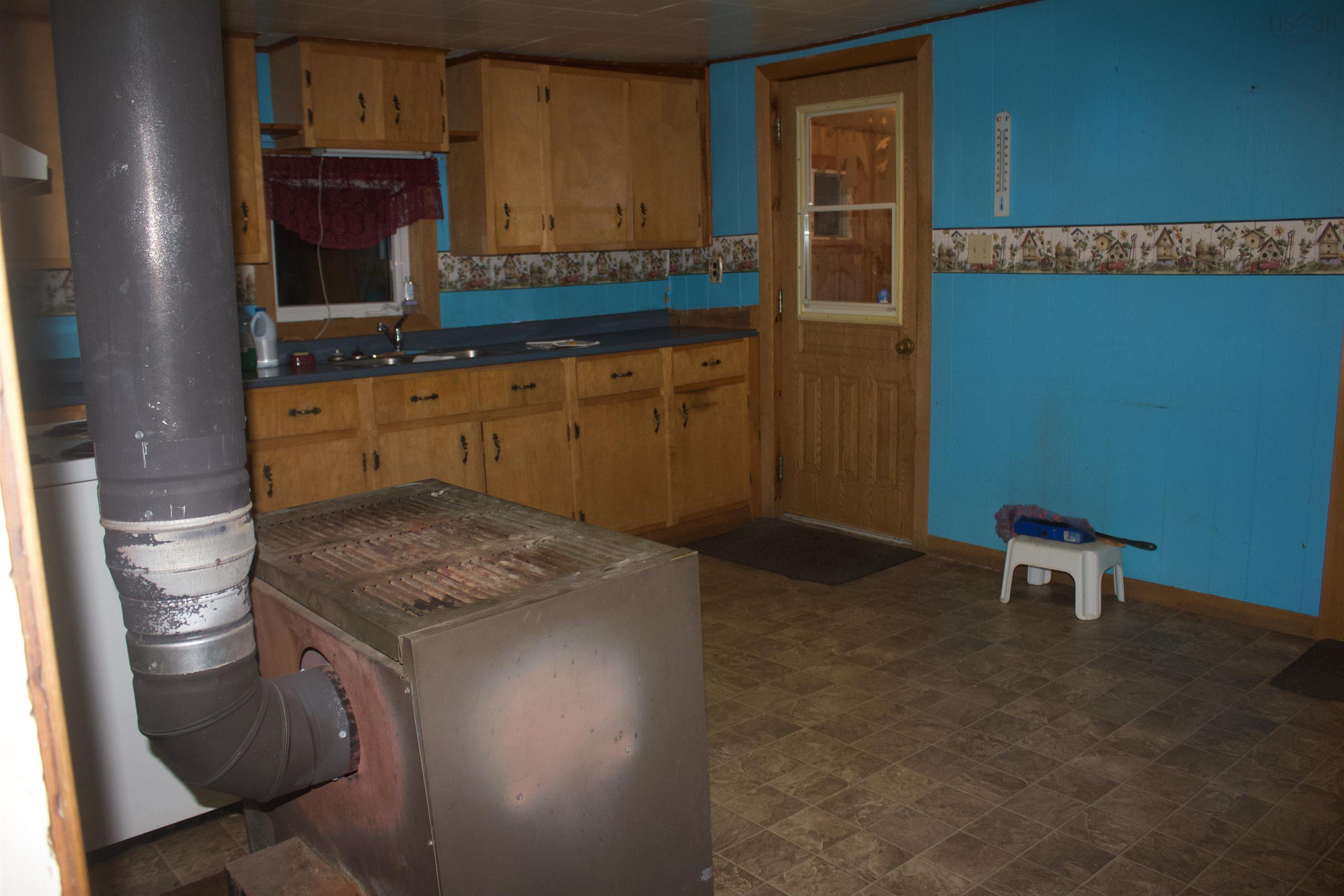 $109,000.00: 173 Pleasant Valley Road, Pleasant Valley