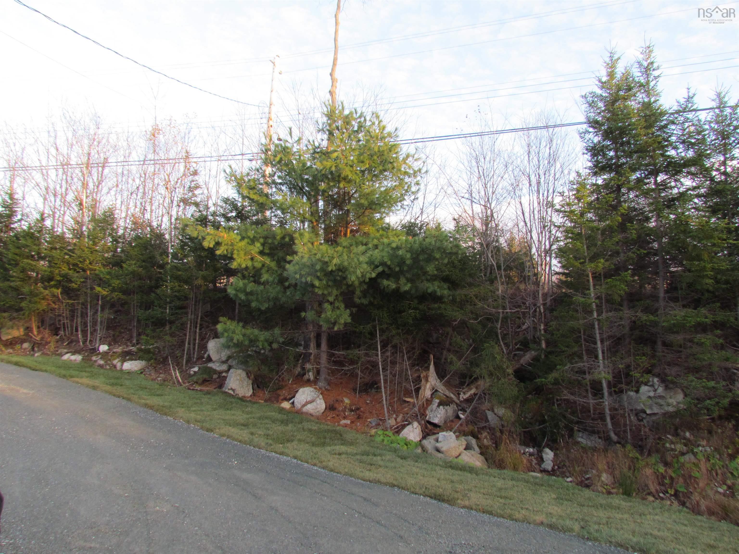 $889,900.00: 523 Westwood Boulevard, Upper Tantallon
