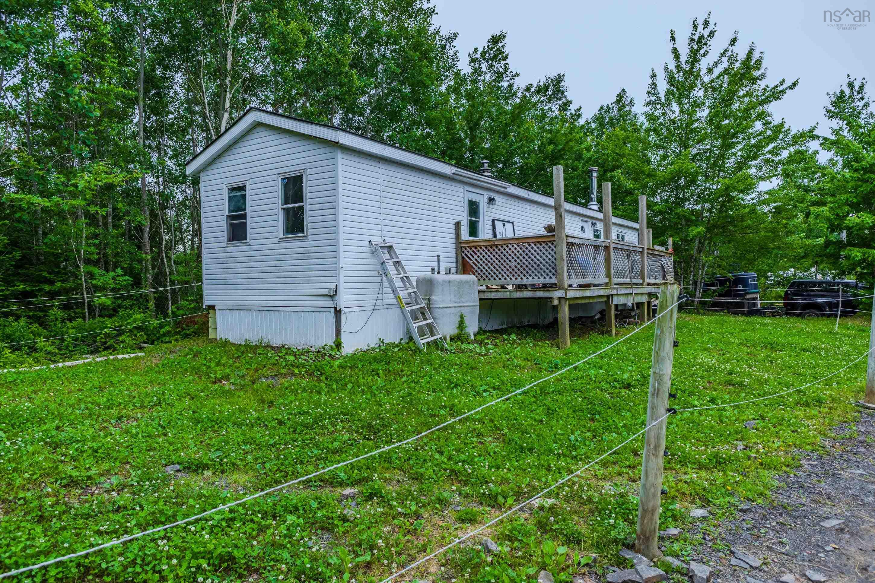 $729,900.00: 1554 Pleasant Valley Rd, Green Creek