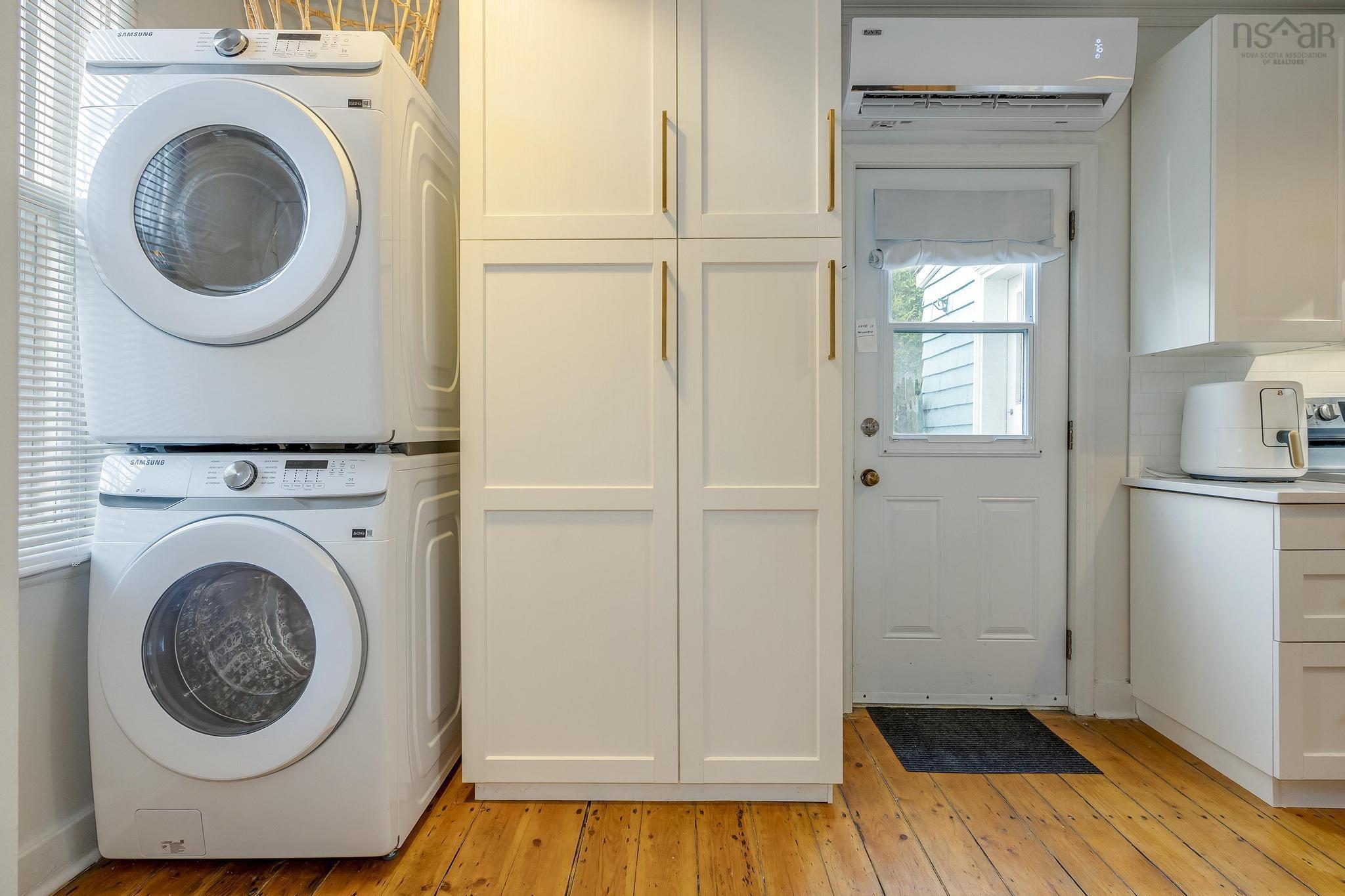 $624,000.00: 6371 Norwood Street, Halifax Peninsula